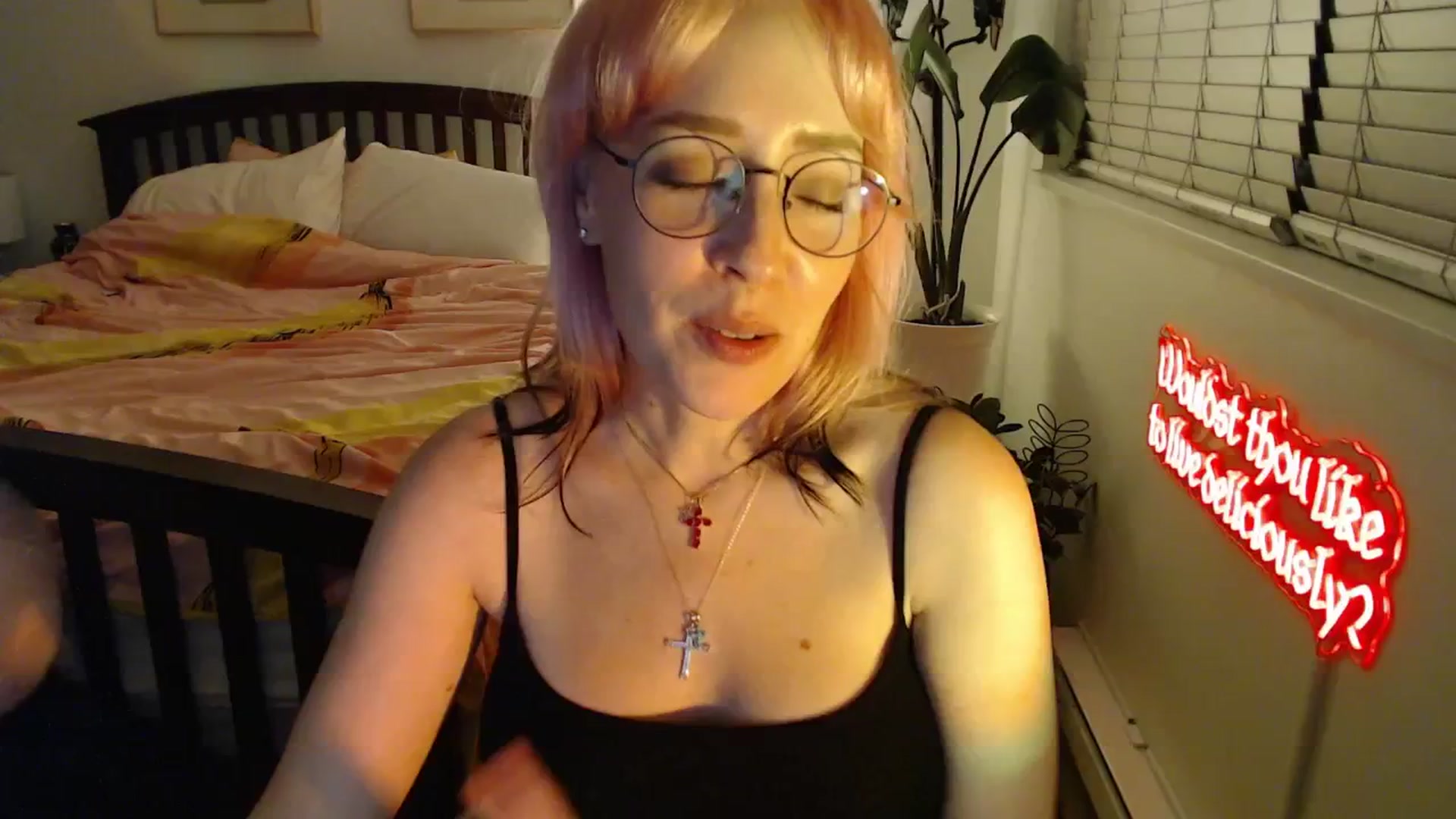 Gallery image thumbnail from NahlaHoney's myfreecams stream on, 08/31/2025, 04:09 image 10 of 20