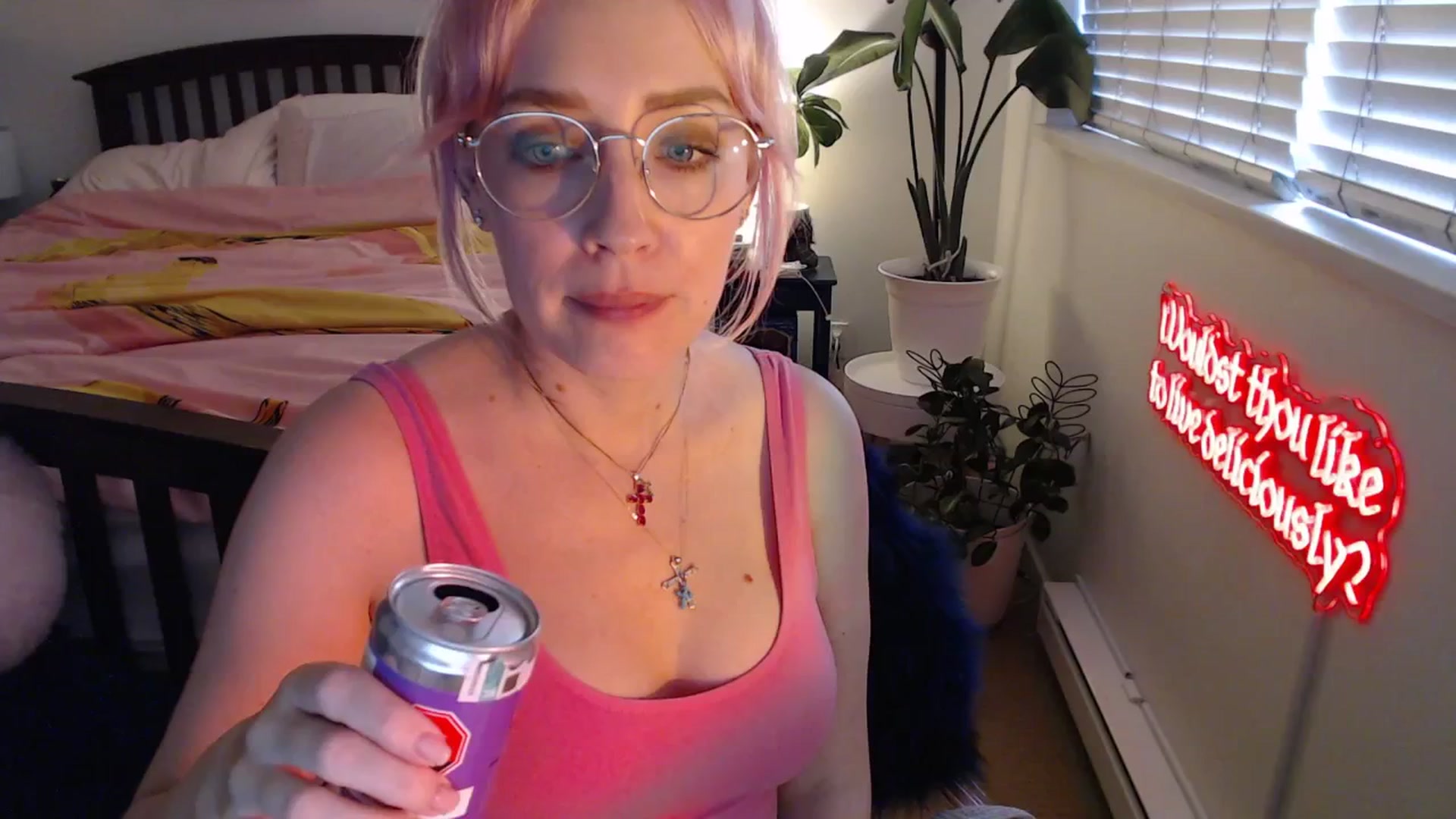 Gallery image thumbnail from NahlaHoney's myfreecams stream on, 09/03/2025, 03:02 image 13 of 20