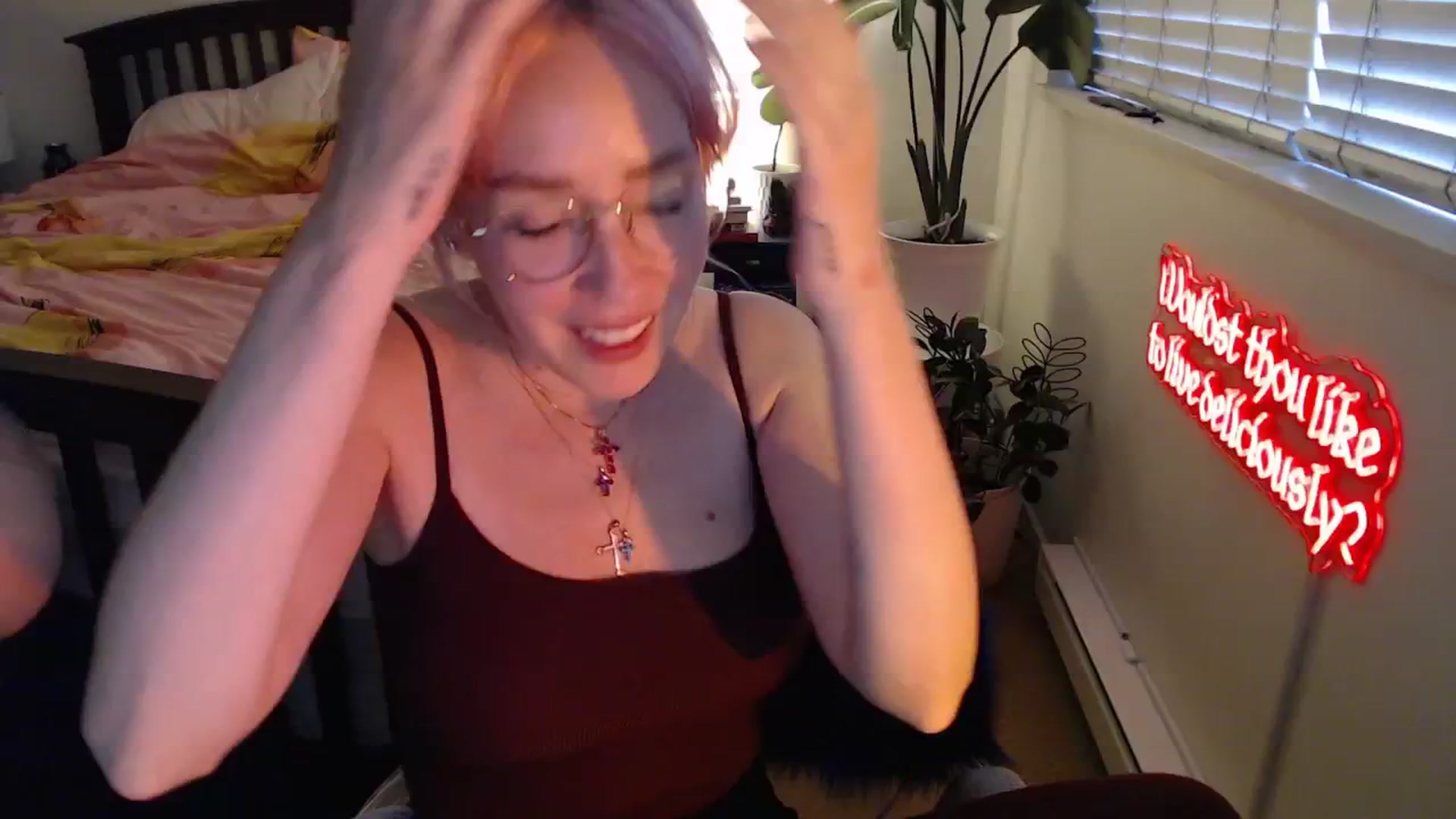 Gallery image thumbnail from NahlaHoney's myfreecams stream on, 09/09/2025, 03:42 image 10 of 20