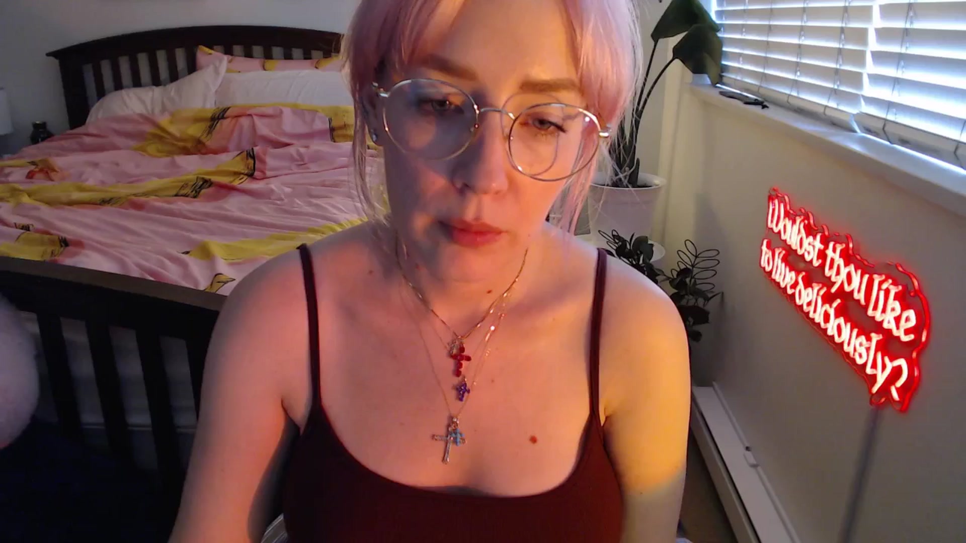 Gallery image thumbnail from NahlaHoney's myfreecams stream on, 09/09/2025, 03:42 image 3 of 20