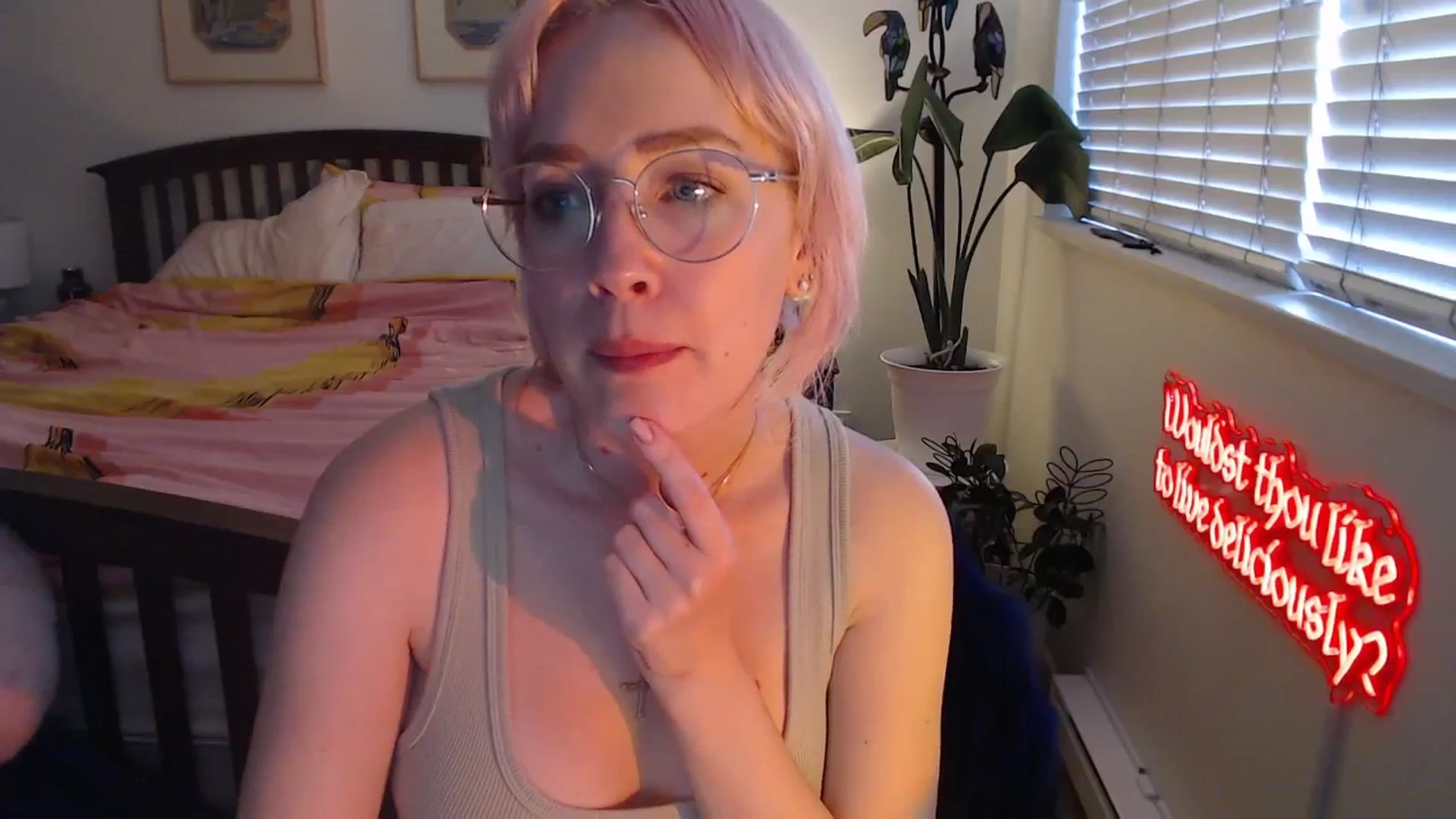 Gallery image thumbnail from NahlaHoney's myfreecams stream on, 09/11/2025, 03:14 image 4 of 20