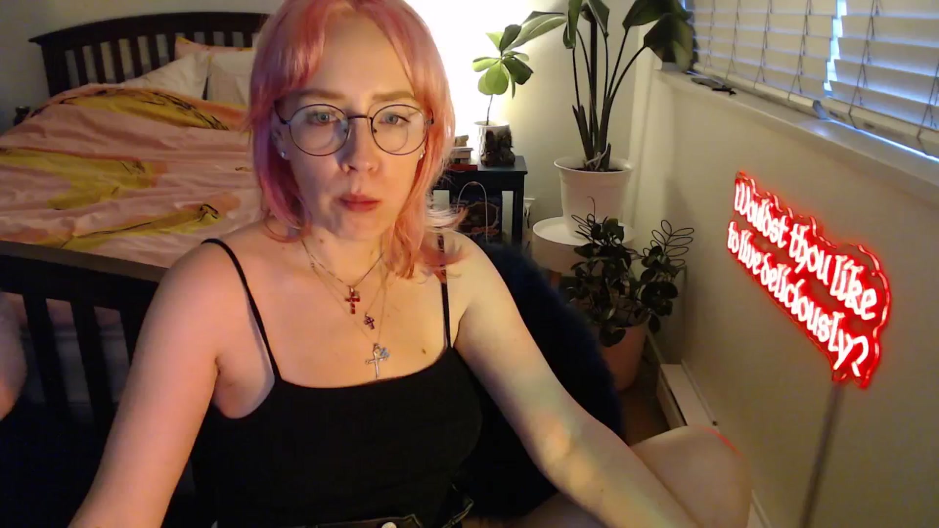 Gallery image thumbnail from NahlaHoney's myfreecams stream on, 09/14/2025, 03:43 image 1 of 20