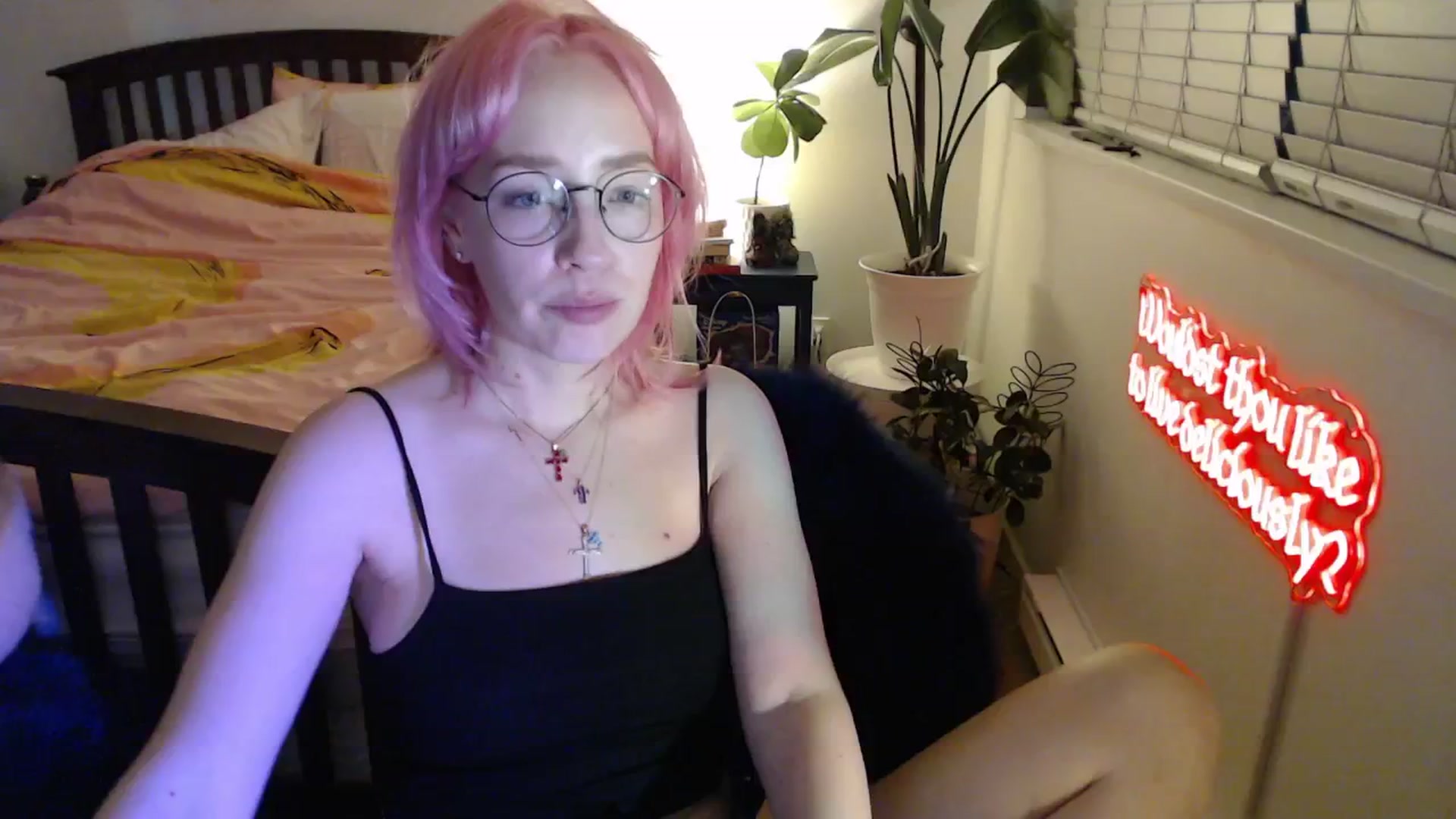 Gallery image thumbnail from NahlaHoney's myfreecams stream on, 09/14/2025, 03:43 image 10 of 20