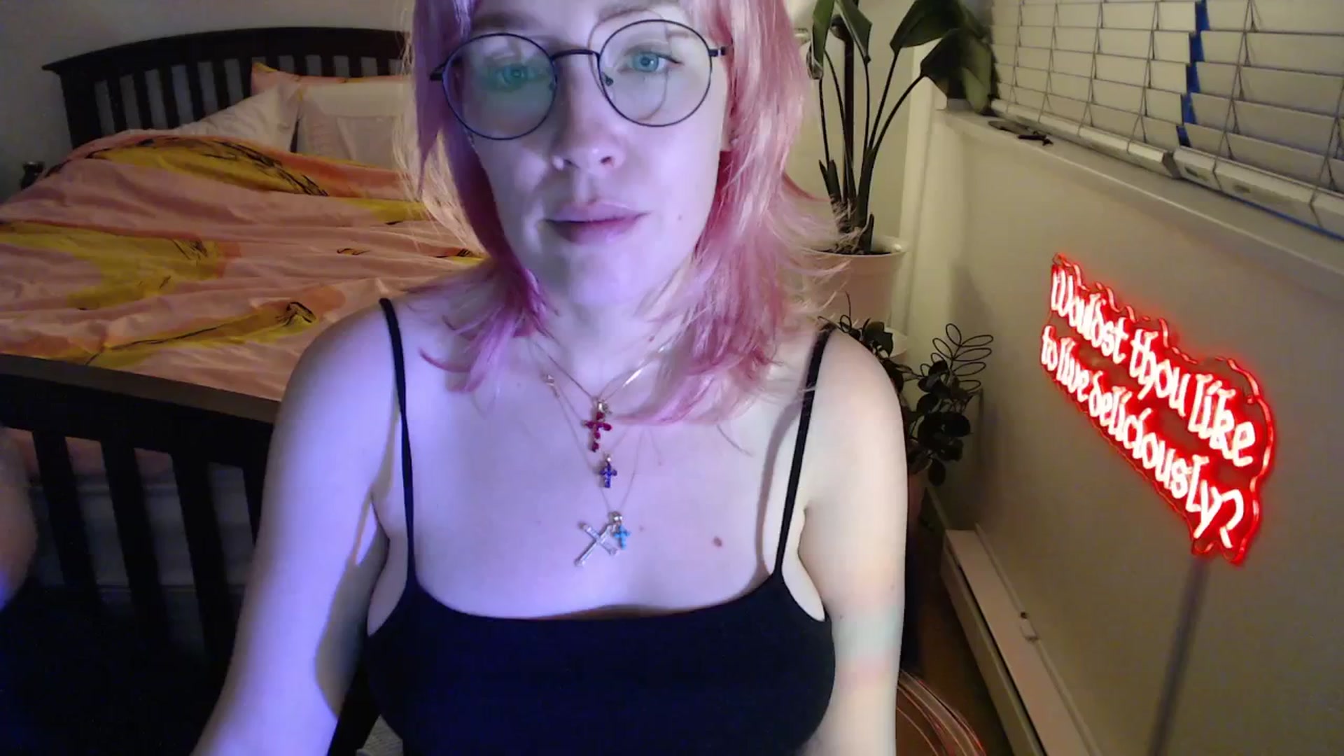 Gallery image thumbnail from NahlaHoney's myfreecams stream on, 09/14/2025, 03:43 image 8 of 20