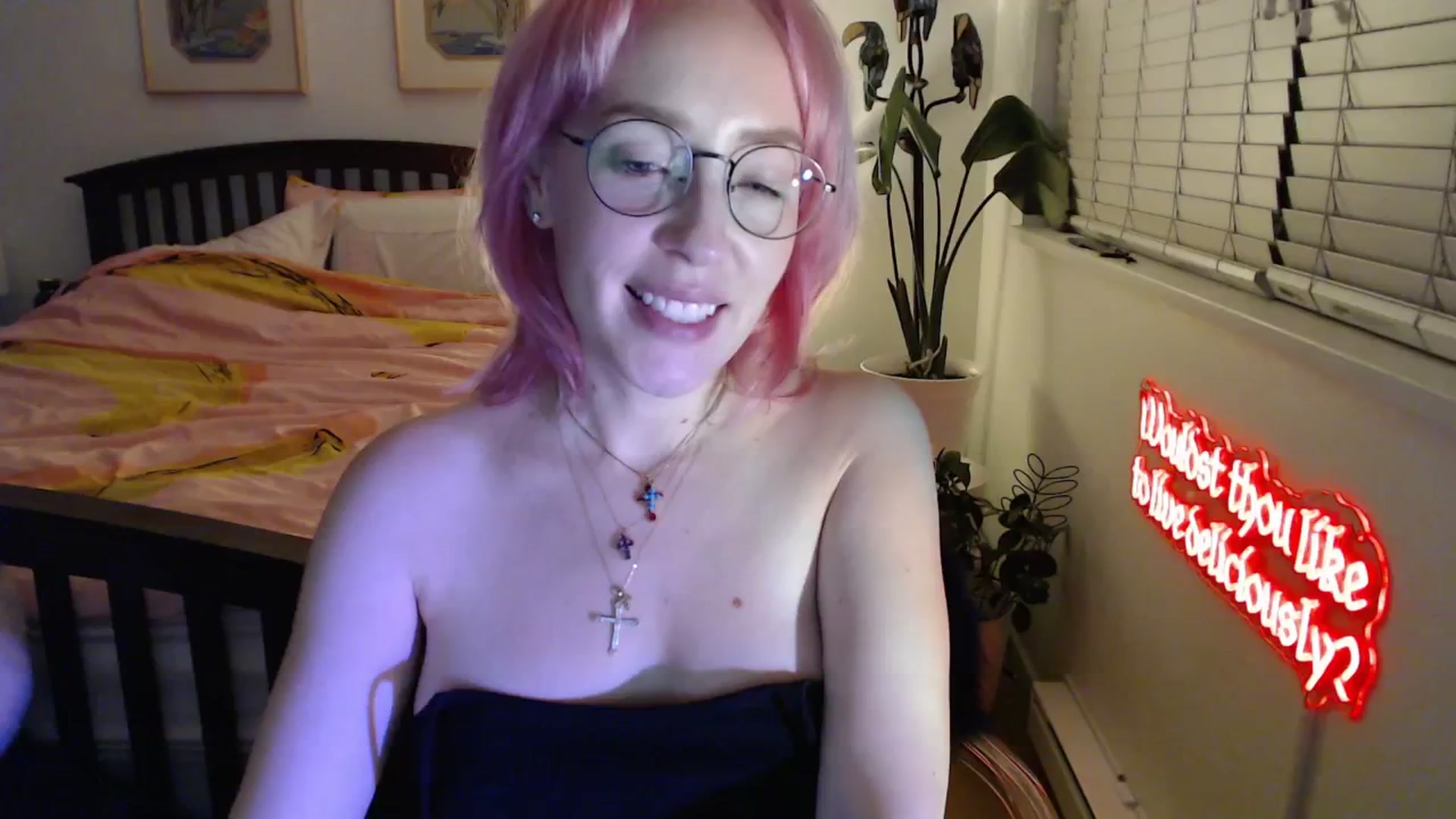 Gallery image thumbnail from NahlaHoney's myfreecams stream on, 09/14/2025, 03:43 image 17 of 20