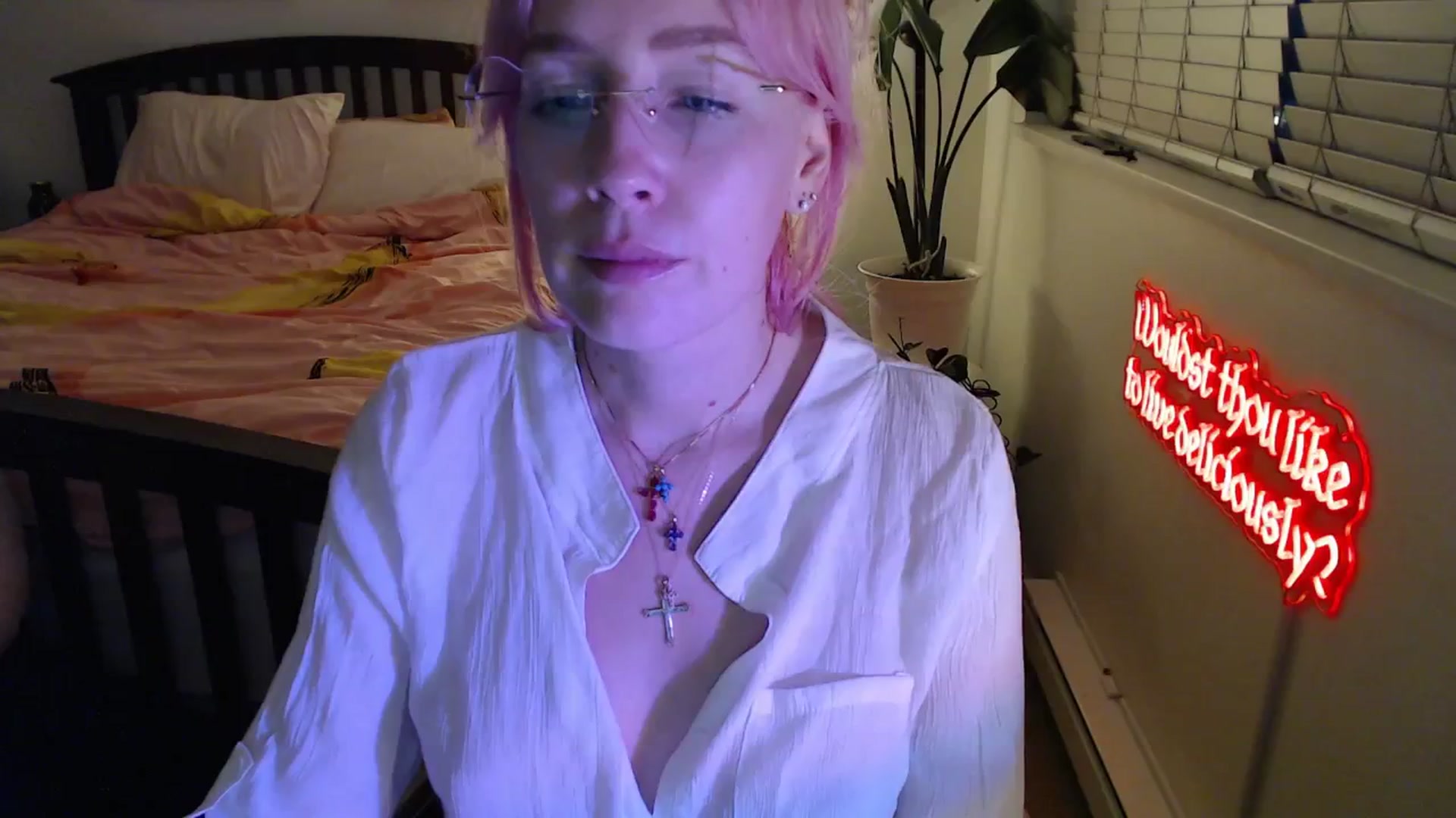 Gallery image thumbnail from NahlaHoney's myfreecams stream on, 09/15/2025, 03:42 image 9 of 20