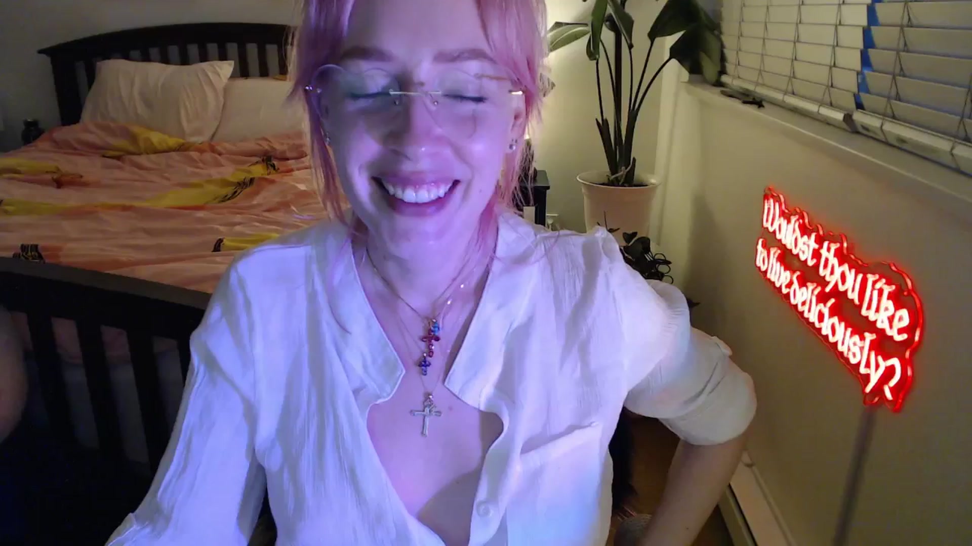 Gallery image thumbnail from NahlaHoney's myfreecams stream on, 09/15/2025, 03:42 image 7 of 20