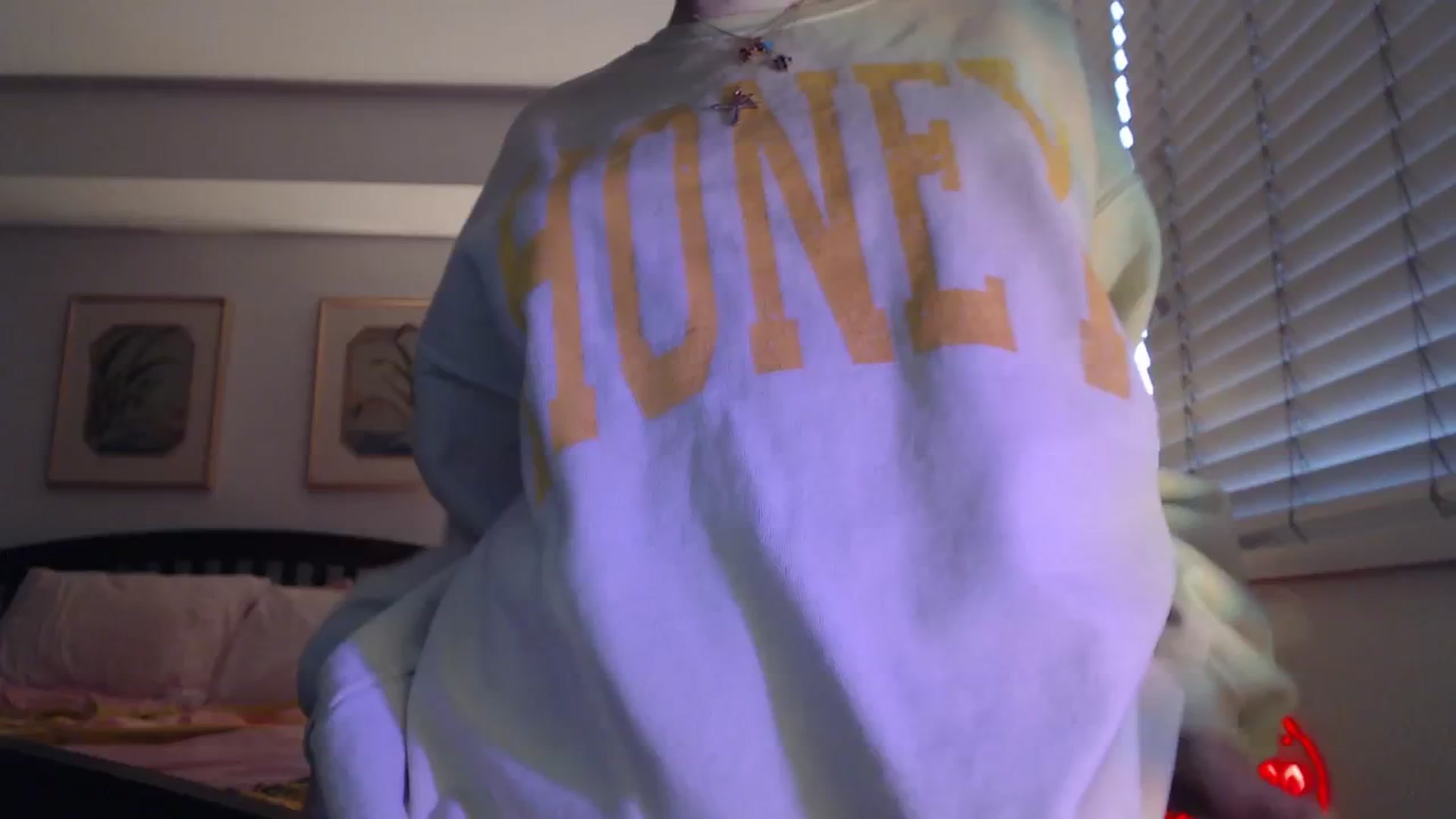 Gallery image thumbnail from NahlaHoney's myfreecams stream on, 09/17/2025, 02:27 image 17 of 20