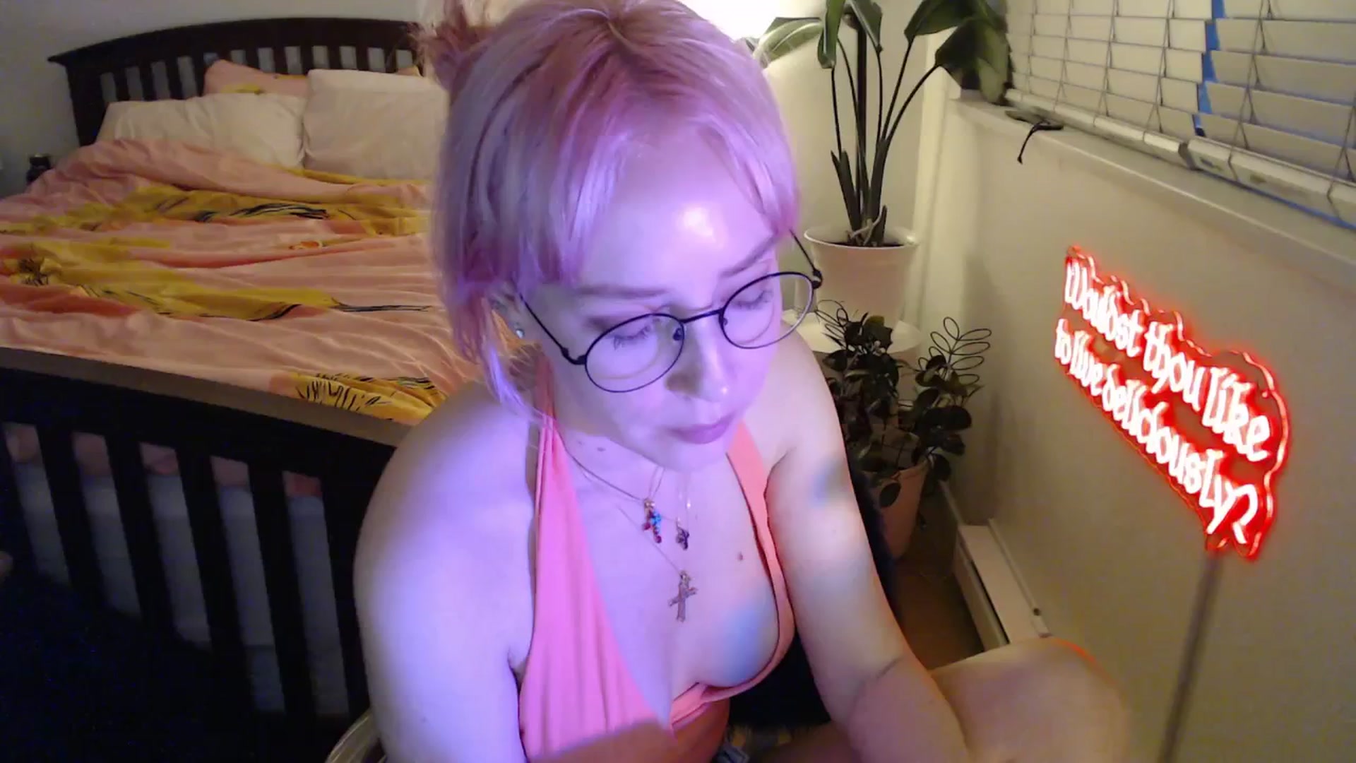 Gallery image thumbnail from NahlaHoney's myfreecams stream on, 09/18/2025, 03:02 image 12 of 20