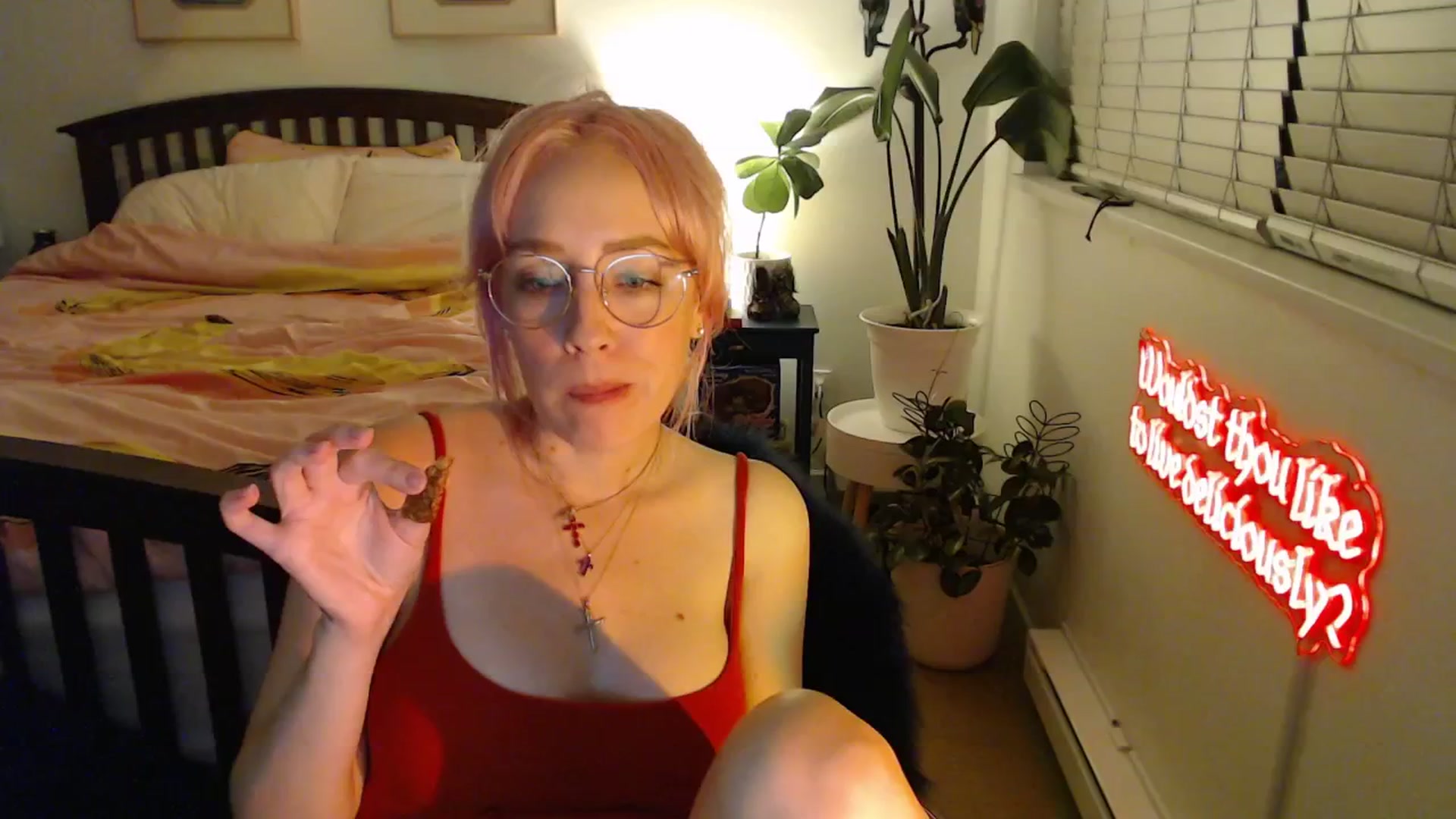 Gallery image thumbnail from NahlaHoney's myfreecams stream on, 09/19/2025, 04:48 image 16 of 20