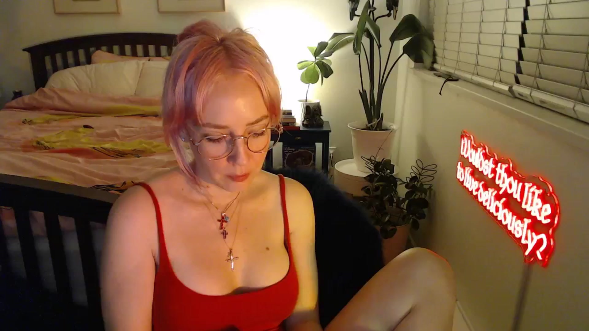 Gallery image thumbnail from NahlaHoney's myfreecams stream on, 09/19/2025, 04:48 image 9 of 20