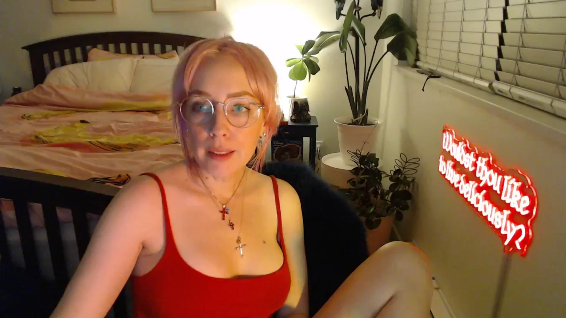 Gallery image thumbnail from NahlaHoney's myfreecams stream on, 09/19/2025, 04:48 image 10 of 20