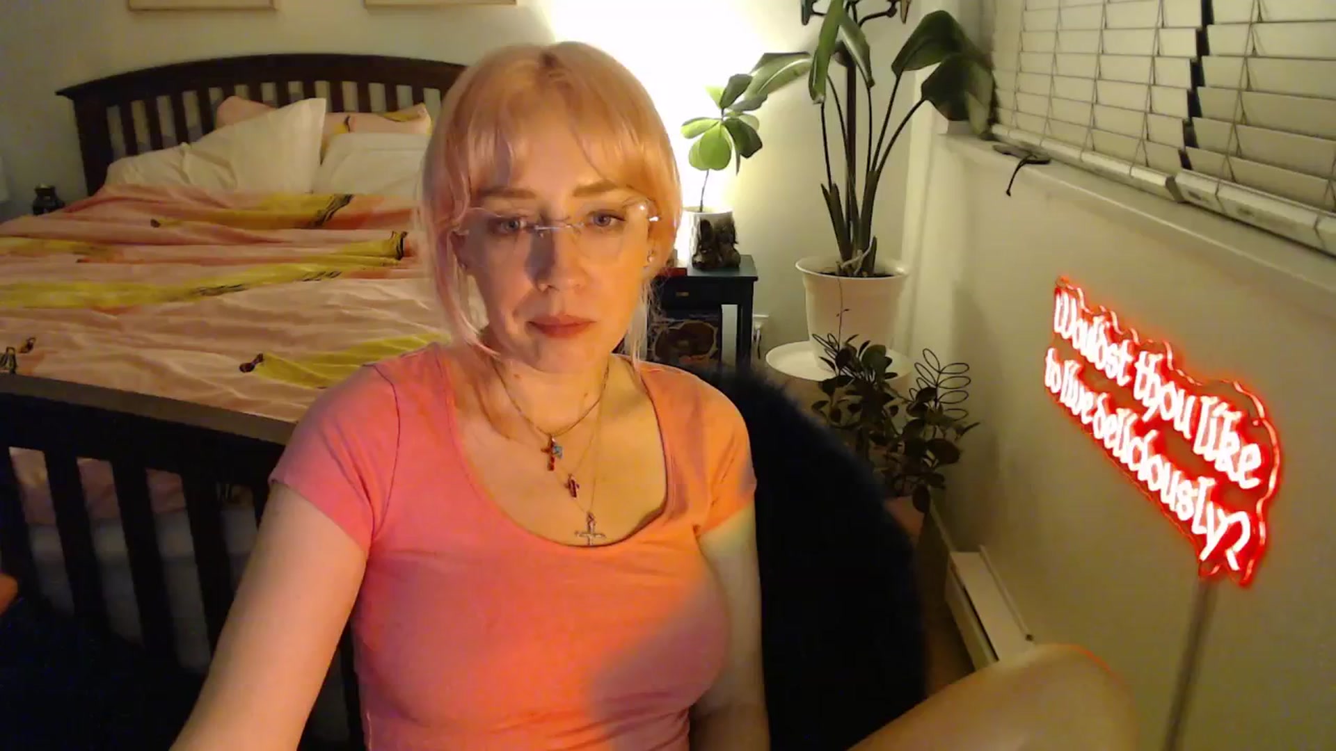 Gallery image thumbnail from NahlaHoney's myfreecams stream on, 09/20/2025, 04:09 image 10 of 20