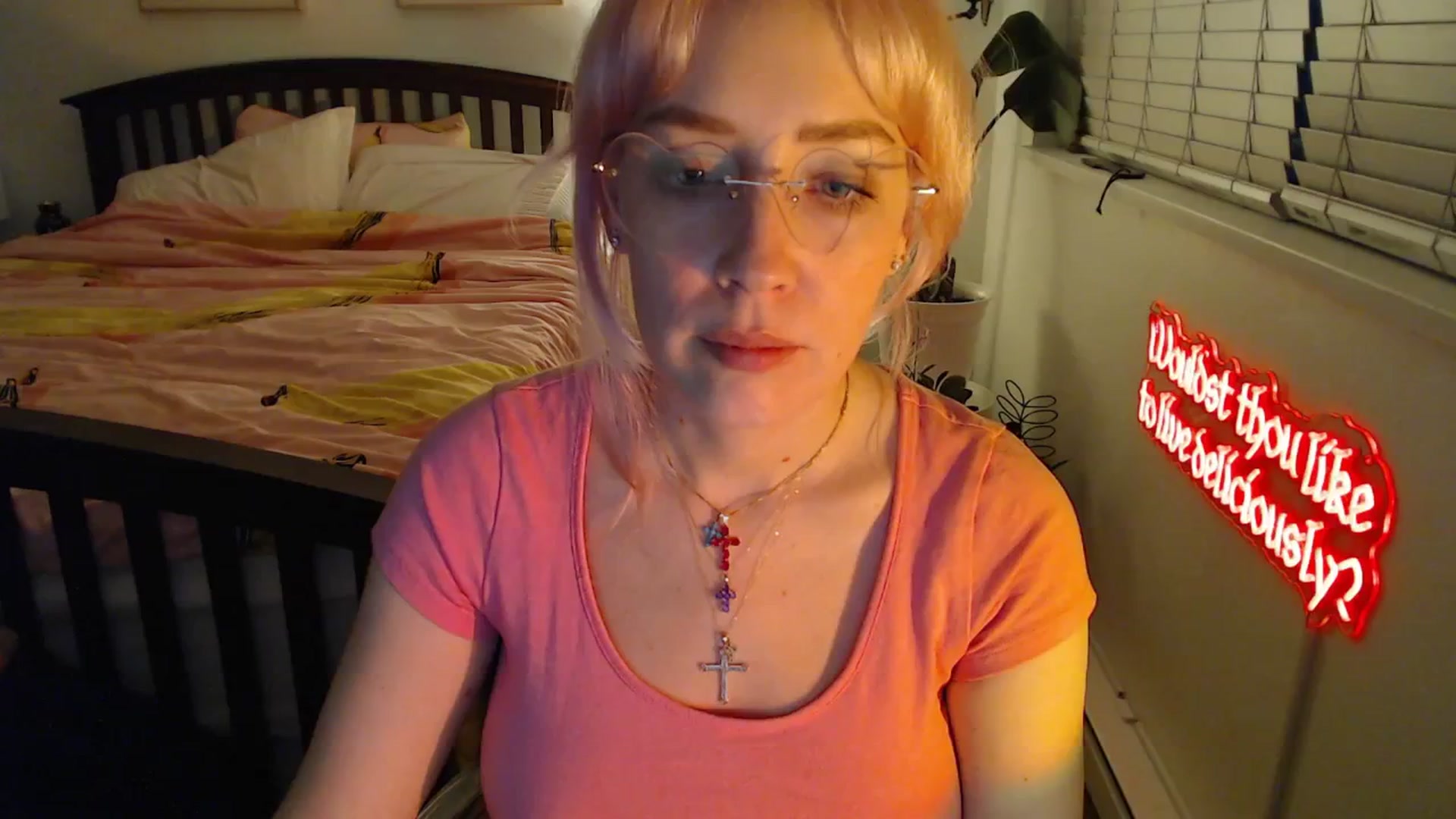 Gallery image thumbnail from NahlaHoney's myfreecams stream on, 09/20/2025, 04:09 image 9 of 20