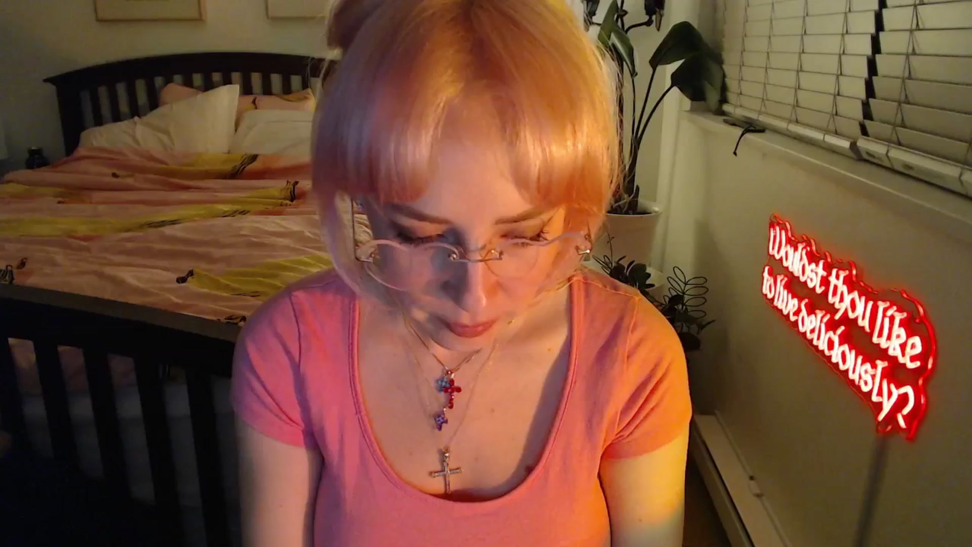 Gallery image thumbnail from NahlaHoney's myfreecams stream on, 09/20/2025, 04:09 image 17 of 20