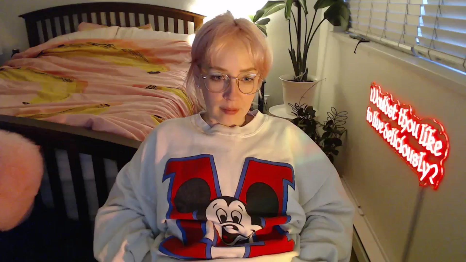 Gallery image thumbnail from NahlaHoney's myfreecams stream on, 09/22/2025, 03:11 image 10 of 20