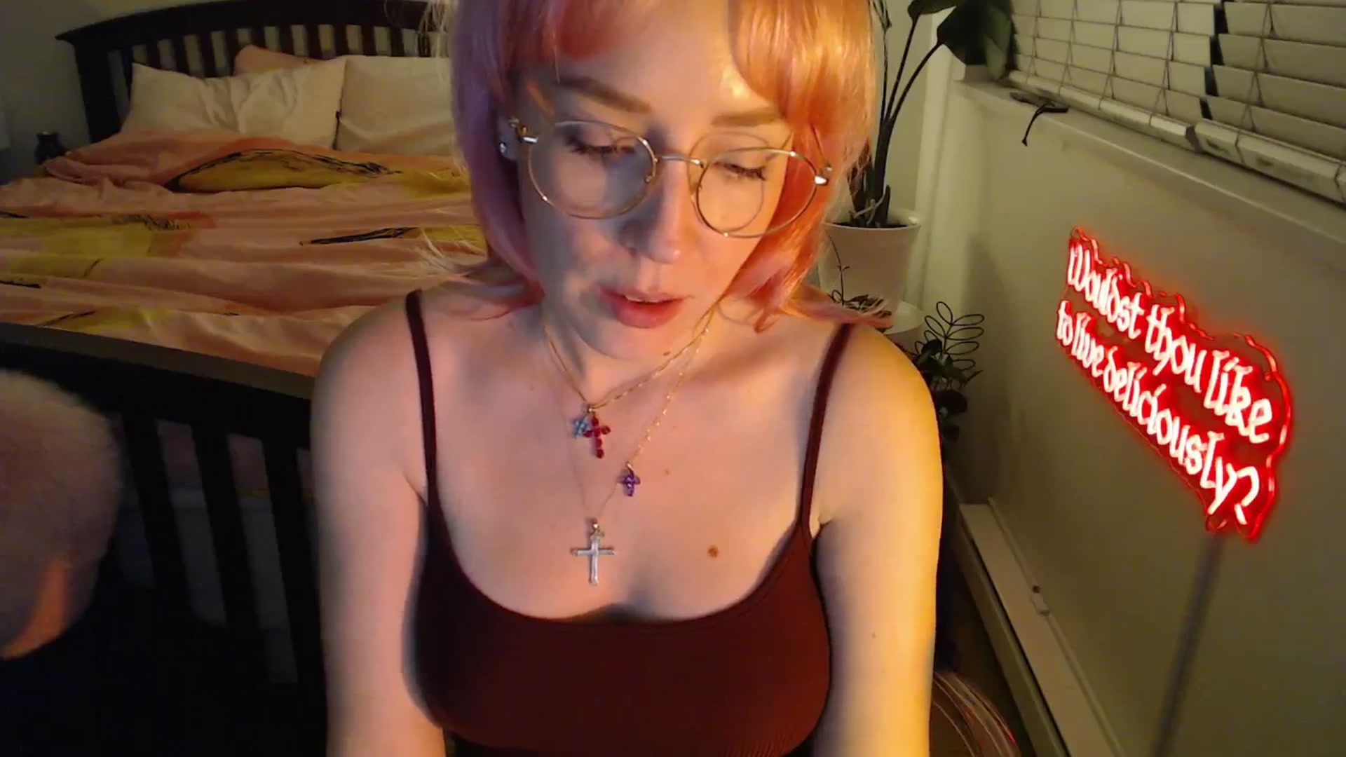Gallery image thumbnail from NahlaHoney's myfreecams stream on, 09/26/2025, 03:07 image 18 of 20
