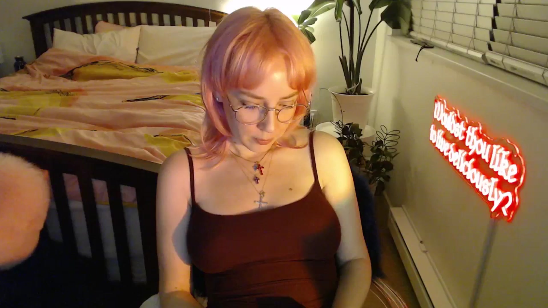Gallery image thumbnail from NahlaHoney's myfreecams stream on, 09/26/2025, 03:07 image 16 of 20