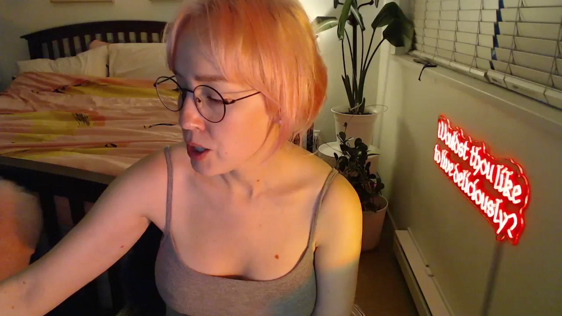 Gallery image thumbnail from NahlaHoney's myfreecams stream on, 09/30/2025, 03:04 image 5 of 20