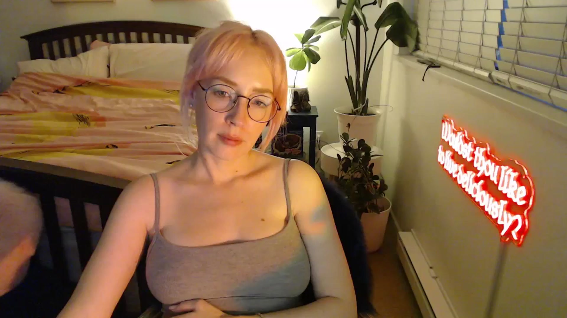 Gallery image thumbnail from NahlaHoney's myfreecams stream on, 09/30/2025, 03:04 image 3 of 20