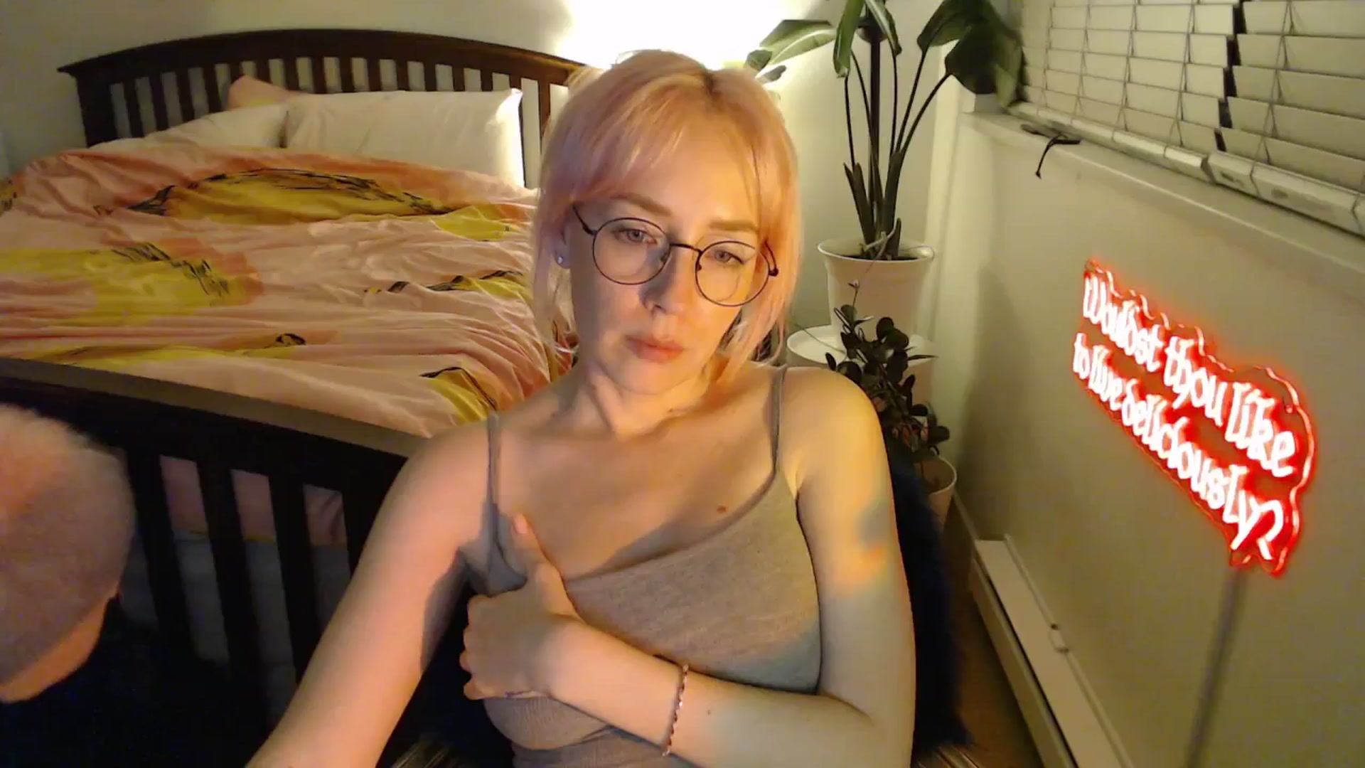 Gallery image thumbnail from NahlaHoney's myfreecams stream on, 09/30/2025, 04:11 image 2 of 20