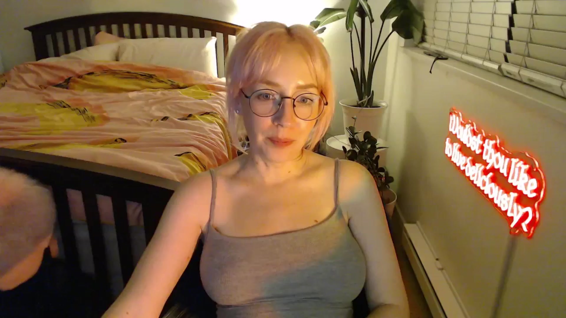 Gallery image thumbnail from NahlaHoney's myfreecams stream on, 09/30/2025, 04:11 image 17 of 20
