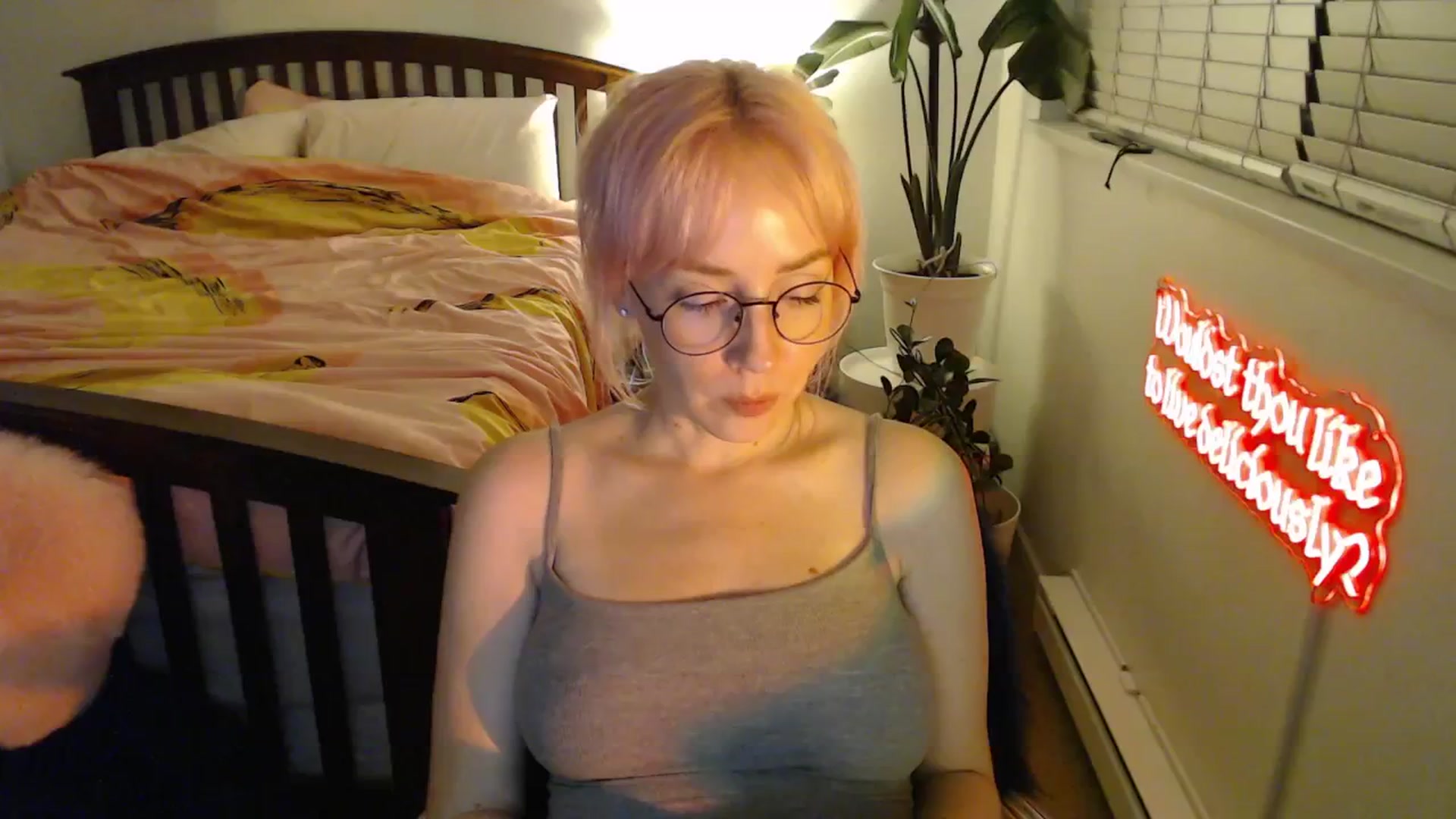 Gallery image thumbnail from NahlaHoney's myfreecams stream on, 09/30/2025, 04:11 image 16 of 20