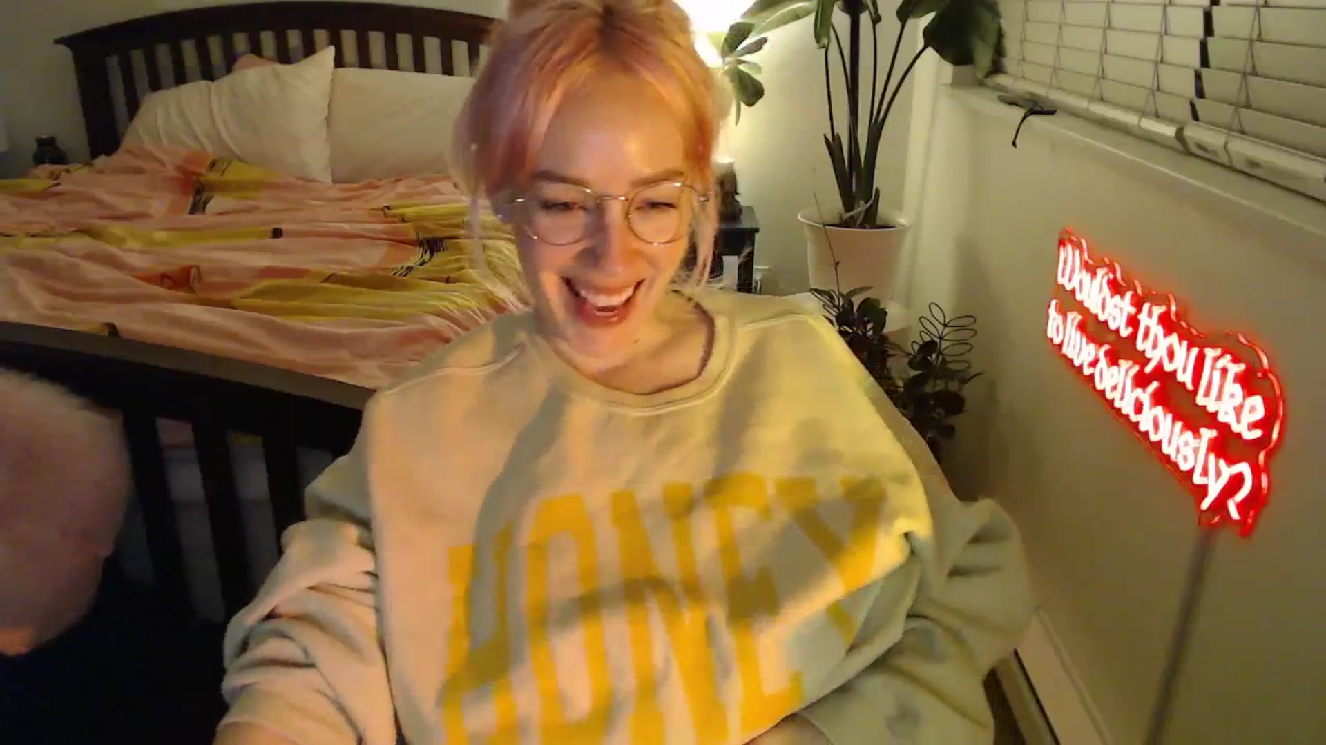 Gallery image thumbnail from NahlaHoney's myfreecams stream on, 10/02/2025, 03:51 image 11 of 20