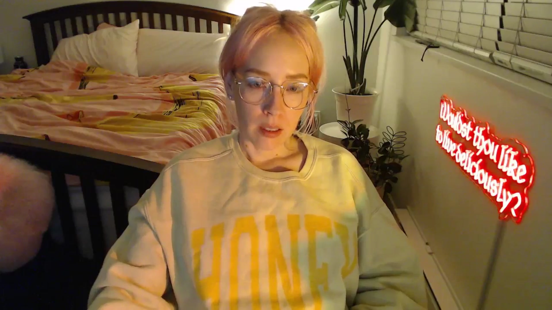 Gallery image thumbnail from NahlaHoney's myfreecams stream on, 10/02/2025, 03:51 image 6 of 20