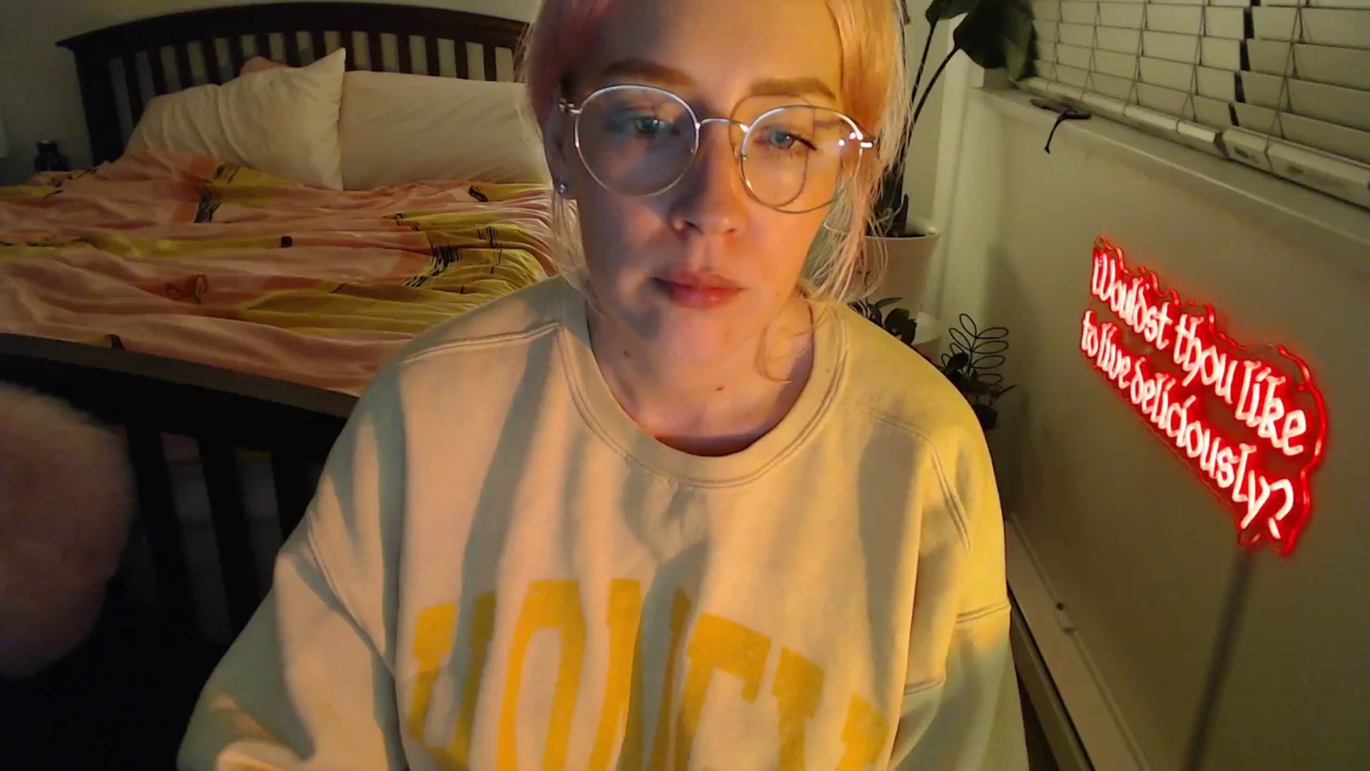 Gallery image thumbnail from NahlaHoney's myfreecams stream on, 10/02/2025, 03:51 image 5 of 20