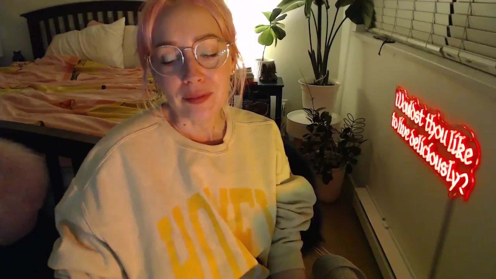 Gallery image thumbnail from NahlaHoney's myfreecams stream on, 10/02/2025, 03:51 image 14 of 20
