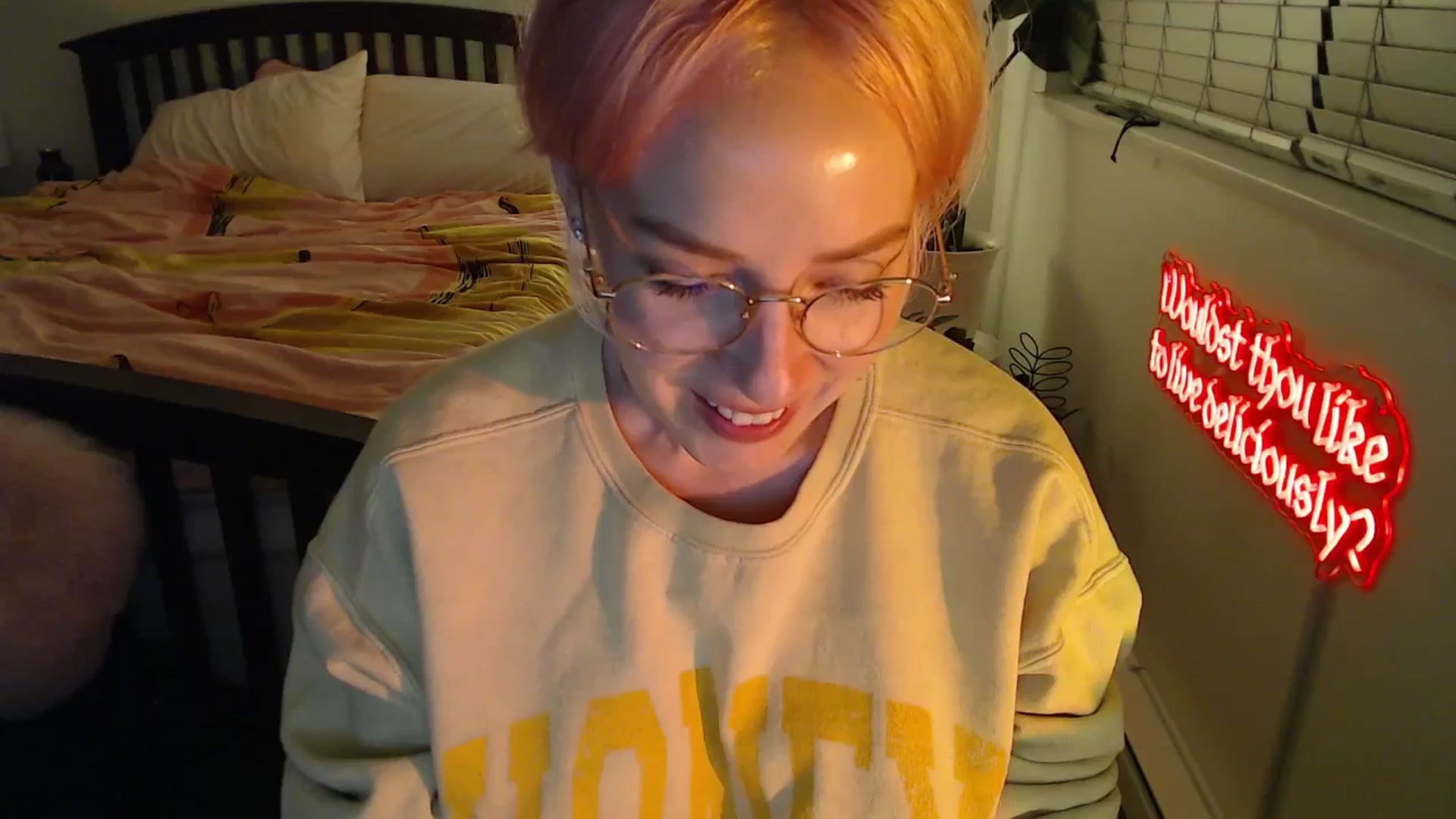 Gallery image thumbnail from NahlaHoney's myfreecams stream on, 10/02/2025, 03:51 image 8 of 20