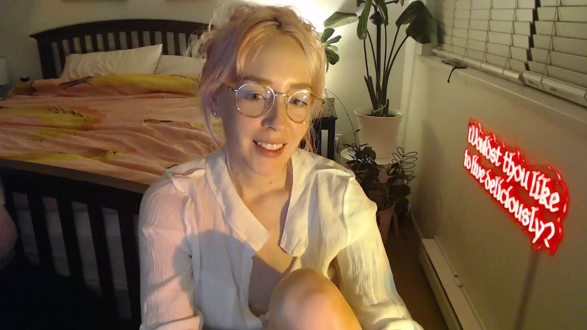 Gallery image thumbnail from NahlaHoney's myfreecams stream on, 10/06/2025, 03:54 image 7 of 20