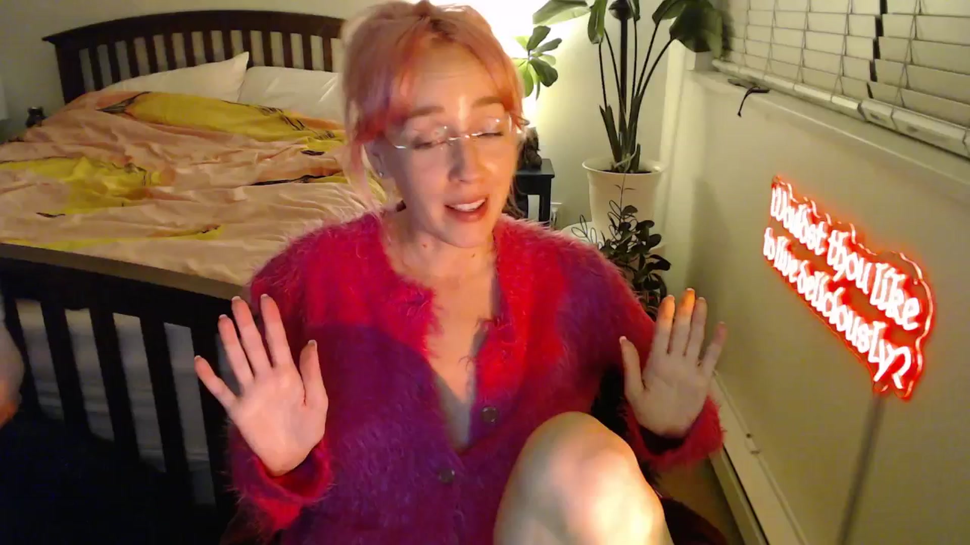 Gallery image thumbnail from NahlaHoney's myfreecams stream on, 10/08/2025, 04:42 image 4 of 20