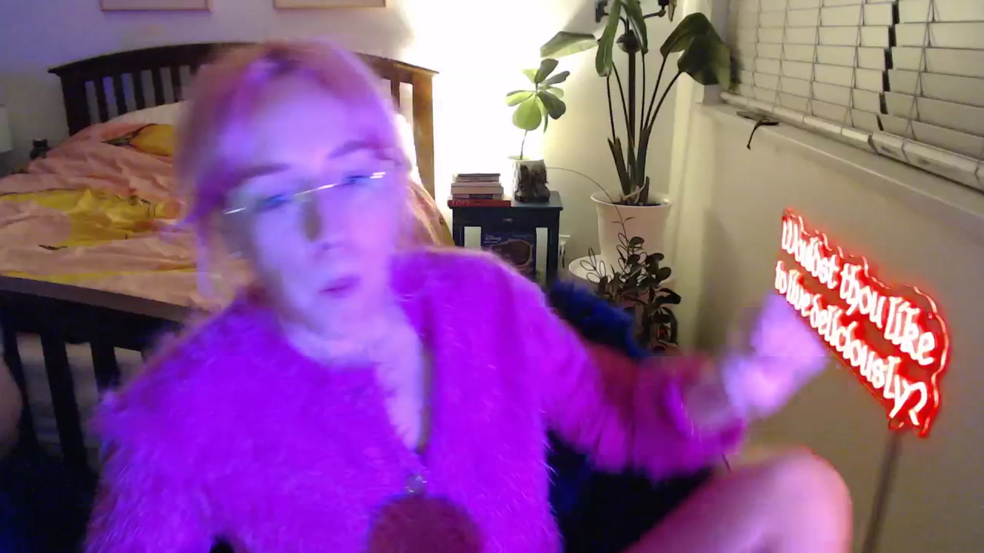 Gallery image thumbnail from NahlaHoney's myfreecams stream on, 10/08/2025, 04:42 image 13 of 20