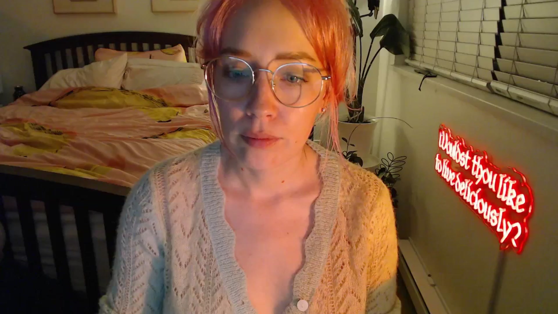 Gallery image thumbnail from NahlaHoney's myfreecams stream on, 10/09/2025, 03:15 image 15 of 20