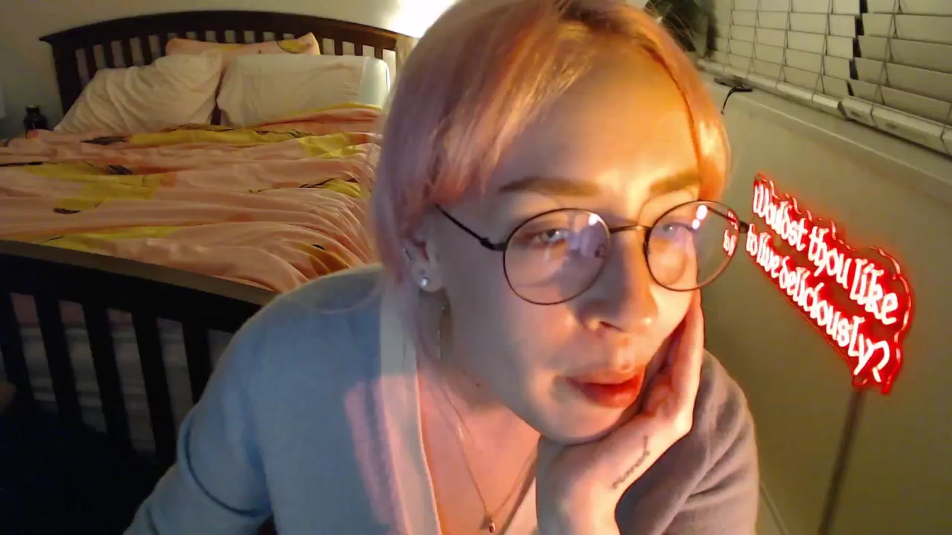 Gallery image thumbnail from NahlaHoney's myfreecams stream on, 10/15/2025, 03:05 image 20 of 20