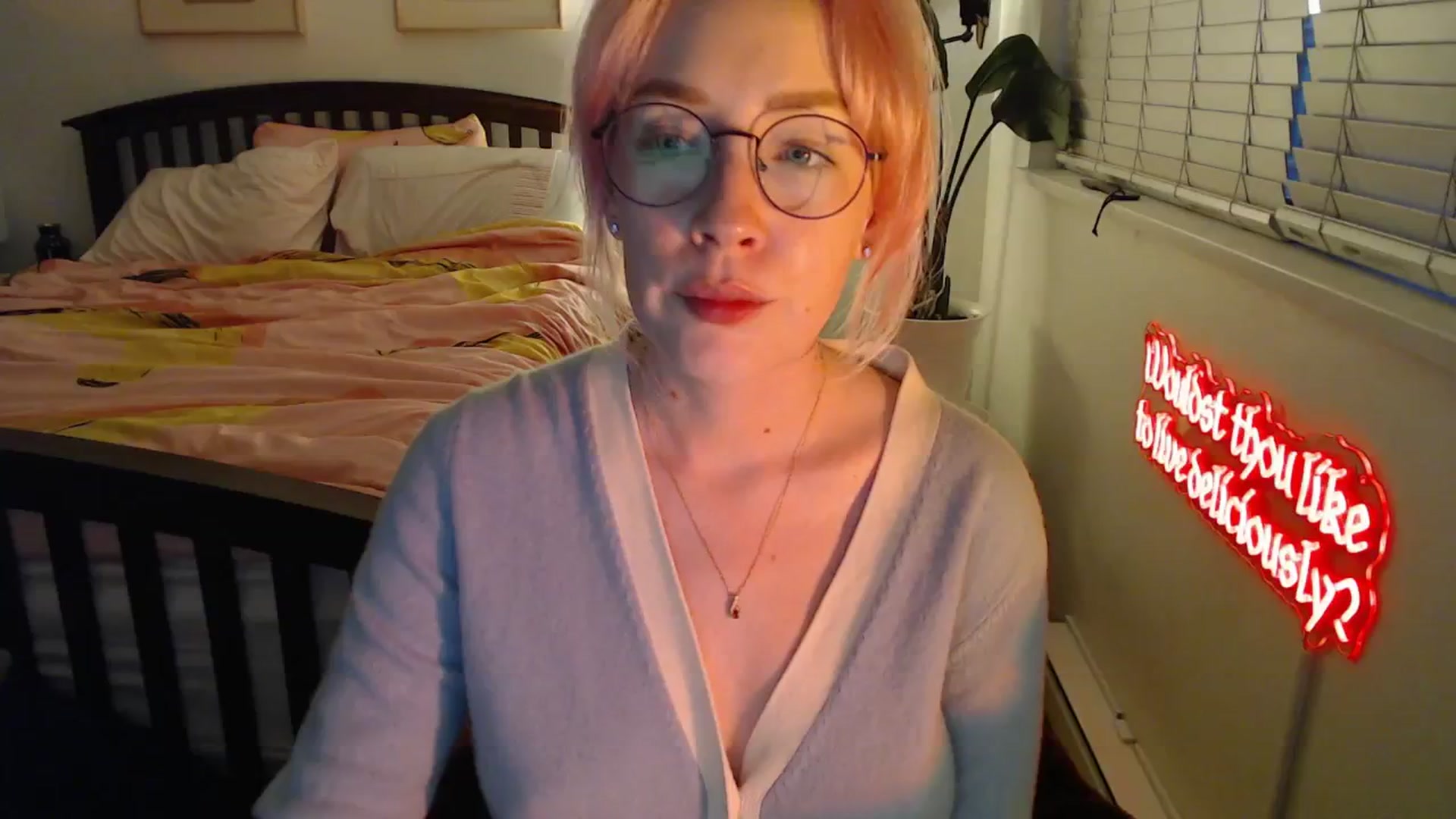 Gallery image thumbnail from NahlaHoney's myfreecams stream on, 10/15/2025, 03:05 image 1 of 20