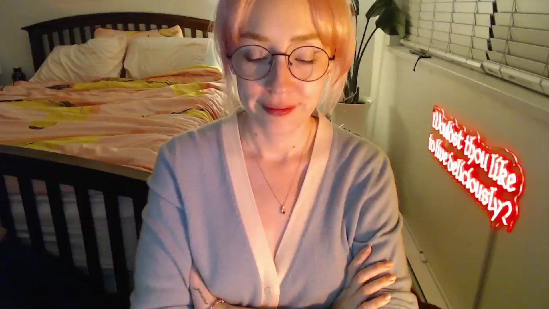 Gallery image thumbnail from NahlaHoney's myfreecams stream on, 10/15/2025, 03:05 image 7 of 20
