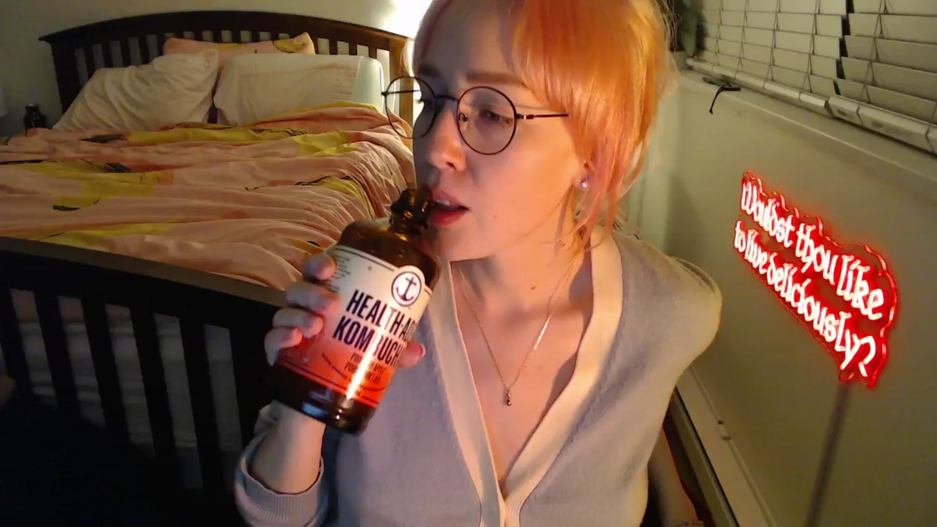 Gallery image thumbnail from NahlaHoney's myfreecams stream on, 10/15/2025, 03:05 image 19 of 20