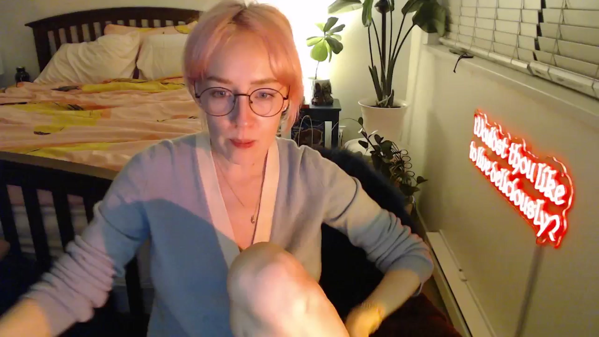 Gallery image thumbnail from NahlaHoney's myfreecams stream on, 10/15/2025, 03:05 image 16 of 20