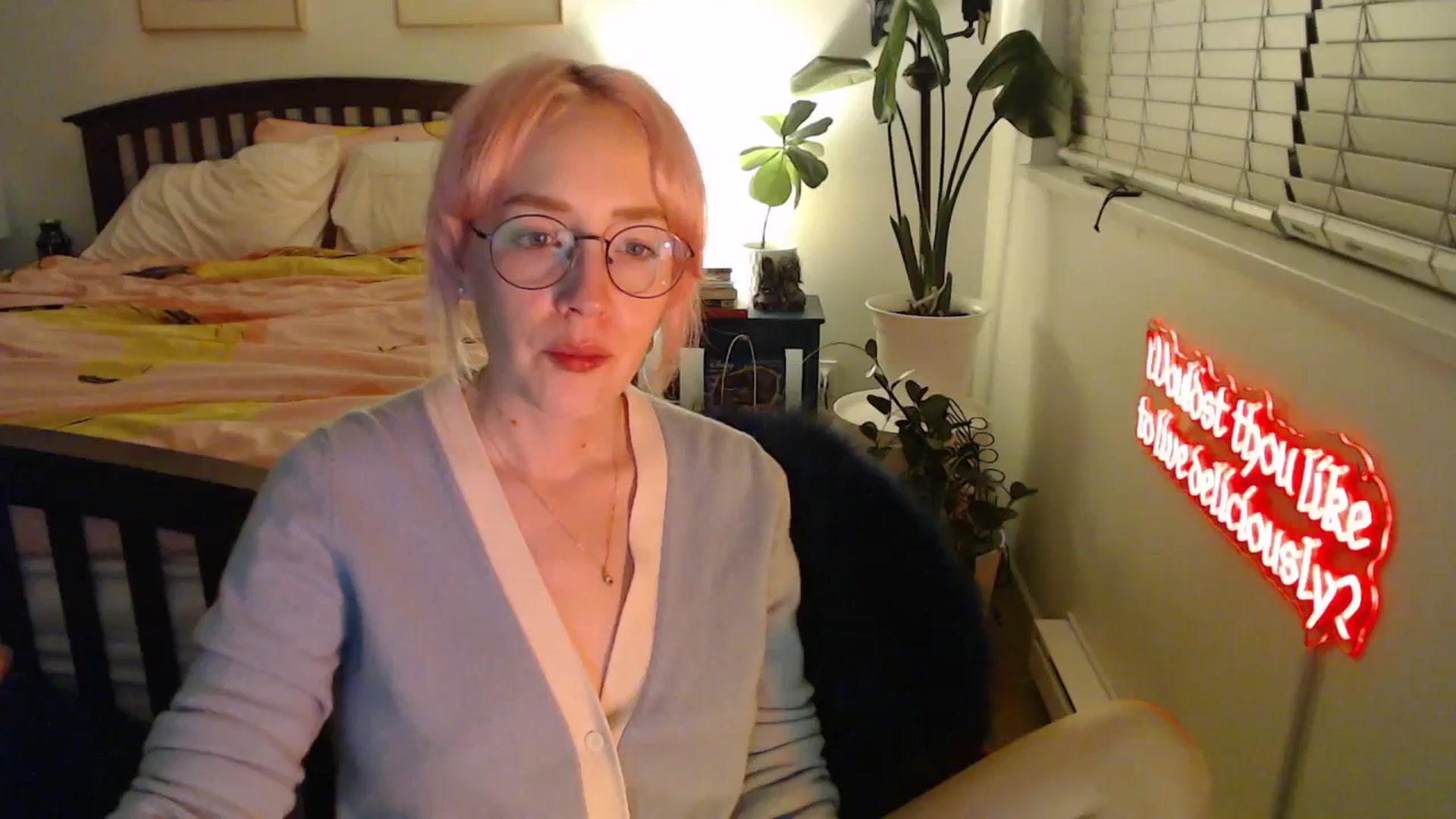 Gallery image thumbnail from NahlaHoney's myfreecams stream on, 10/15/2025, 03:05 image 11 of 20