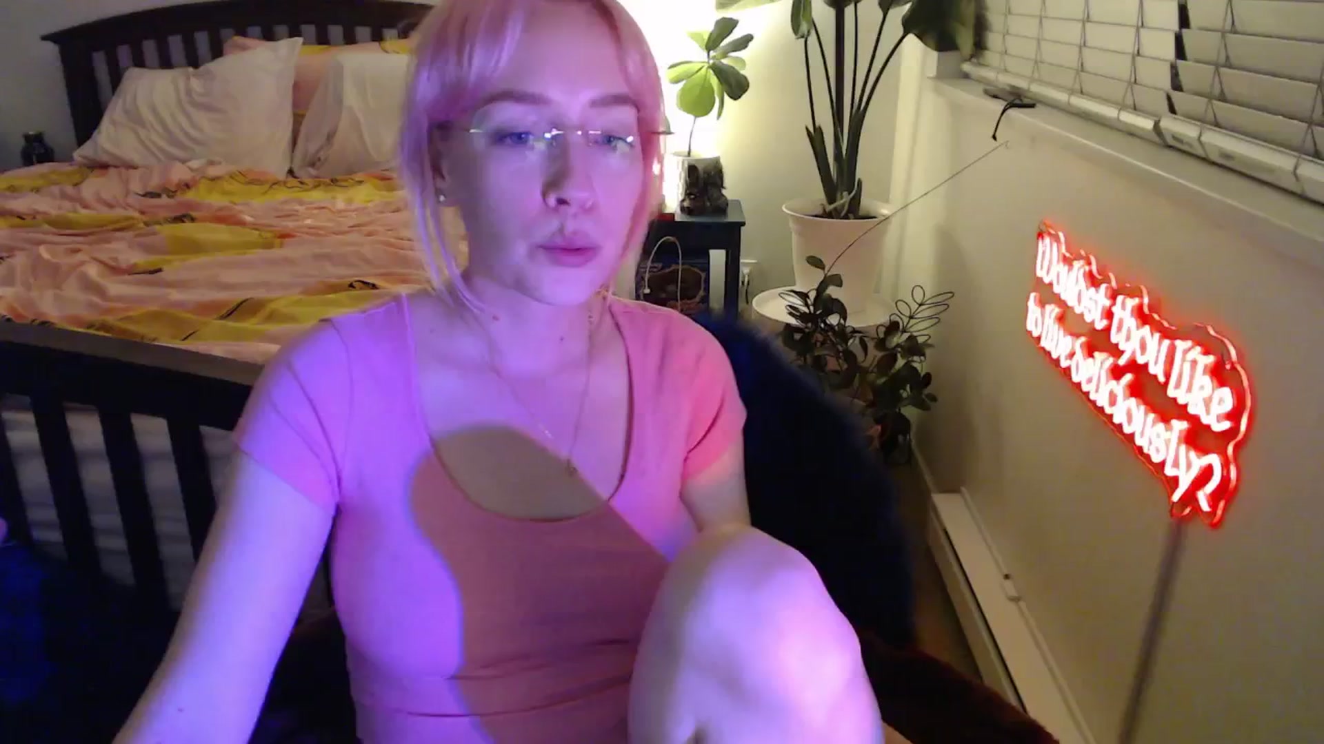 Gallery image thumbnail from NahlaHoney's myfreecams stream on, 10/16/2025, 04:05 image 3 of 20