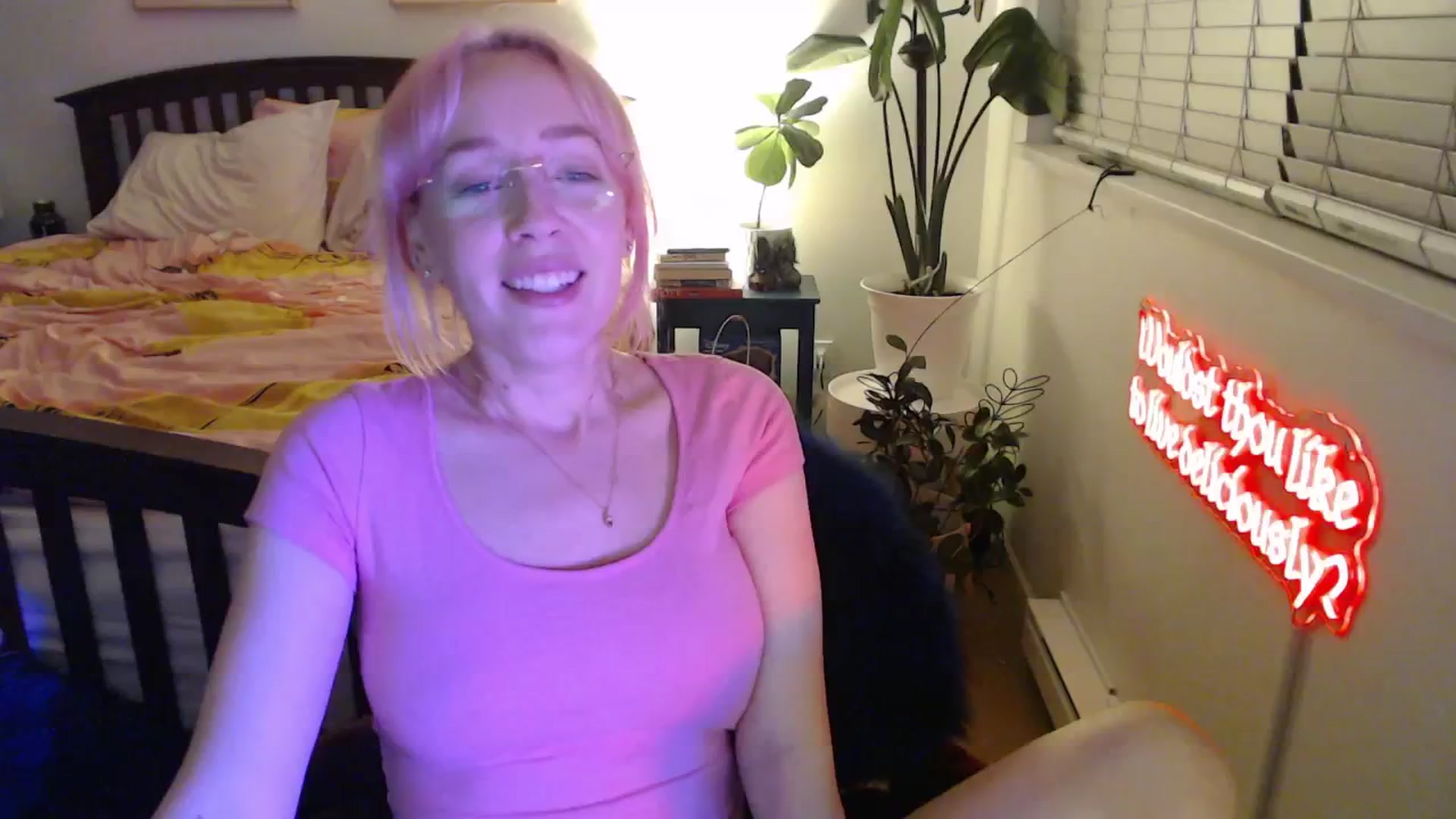 Gallery image thumbnail from NahlaHoney's myfreecams stream on, 10/16/2025, 04:05 image 12 of 20