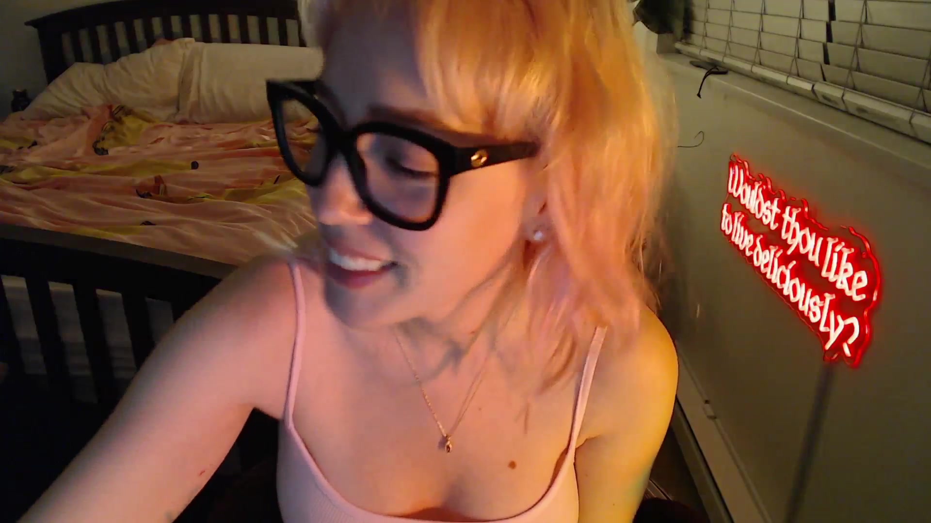 Gallery image thumbnail from NahlaHoney's myfreecams stream on, 10/22/2025, 03:41 image 20 of 20