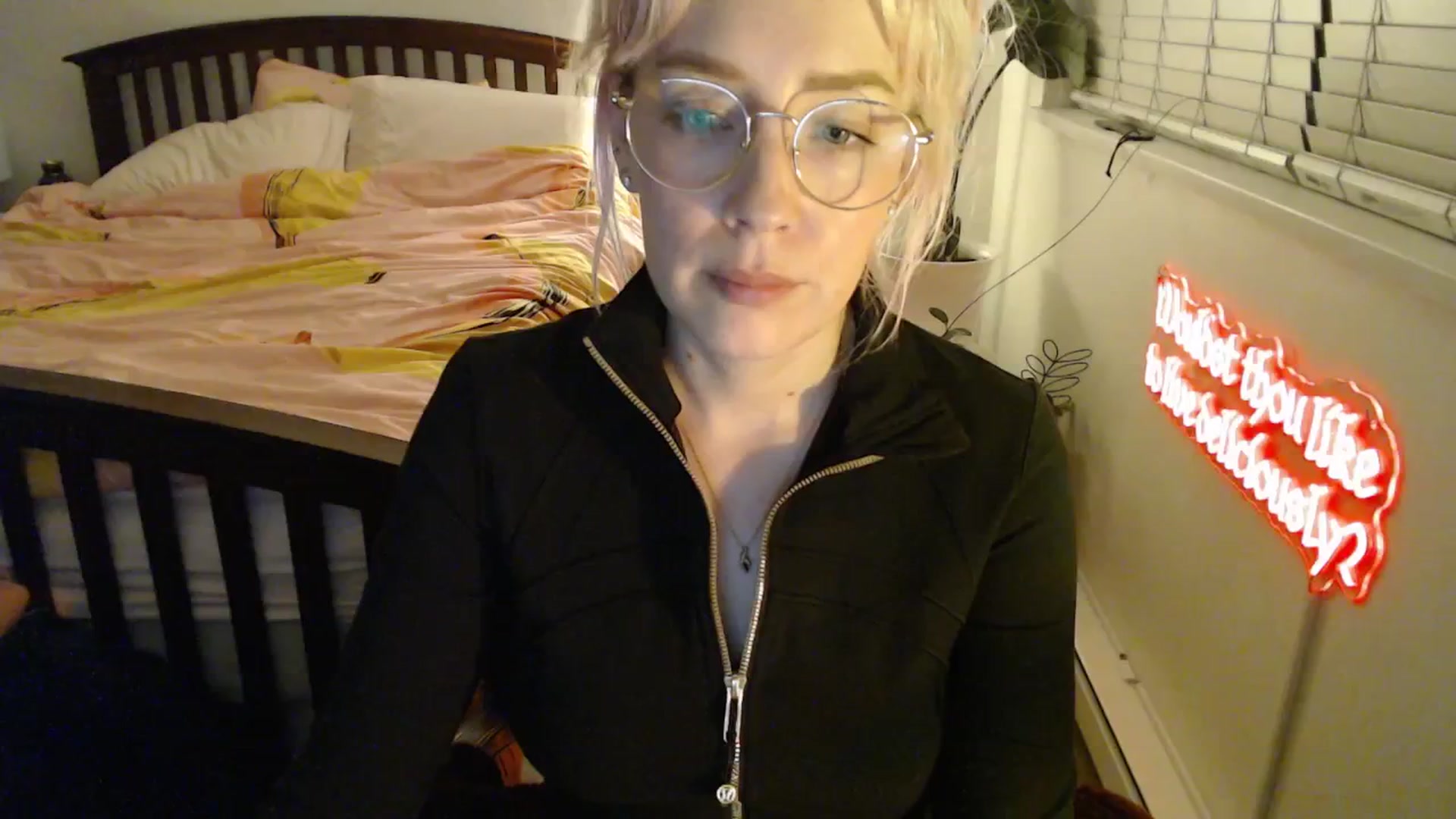 Gallery image thumbnail from NahlaHoney's myfreecams stream on, 10/24/2025, 04:00 image 19 of 20