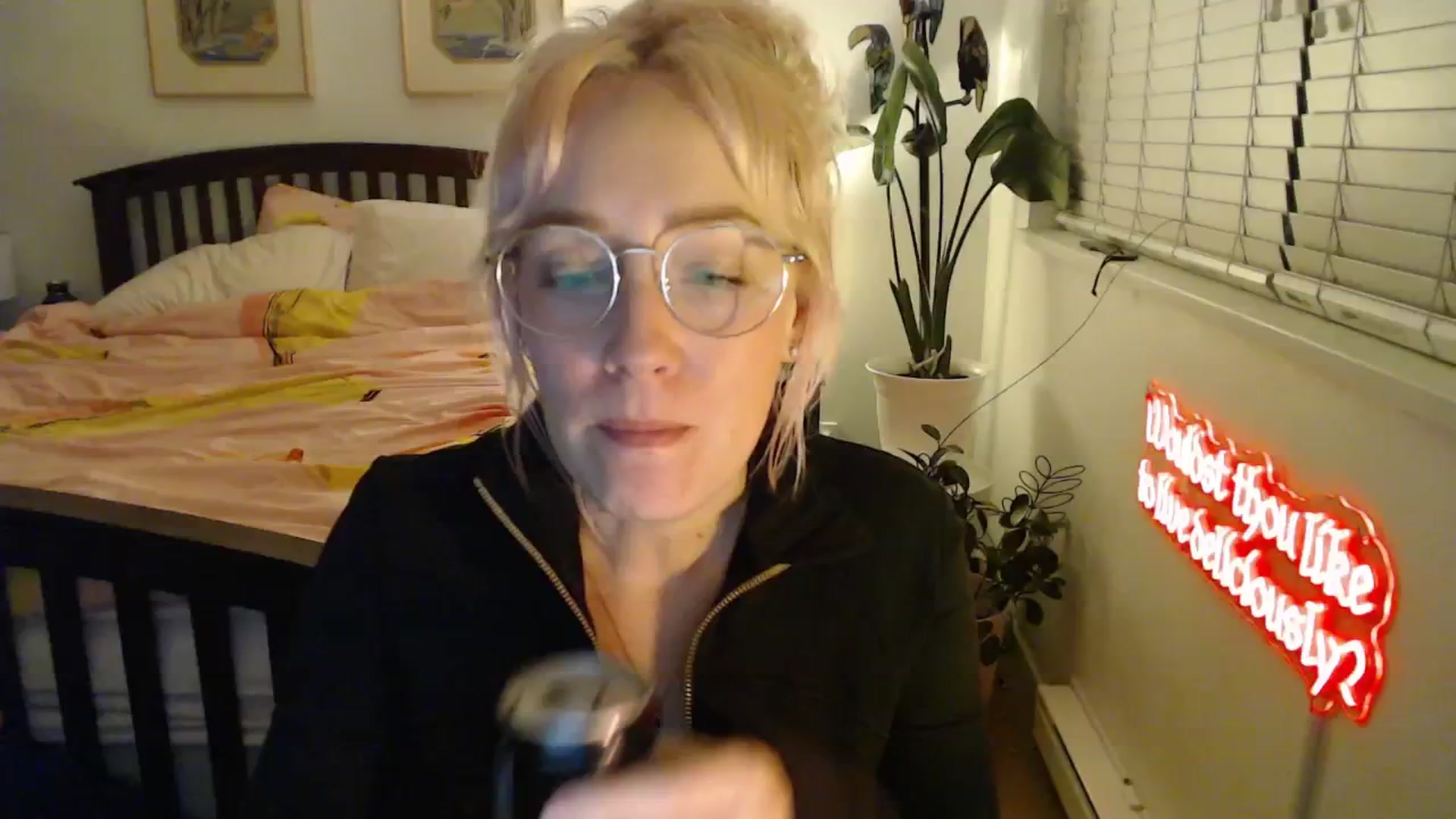 Gallery image thumbnail from NahlaHoney's myfreecams stream on, 10/24/2025, 04:00 image 5 of 20