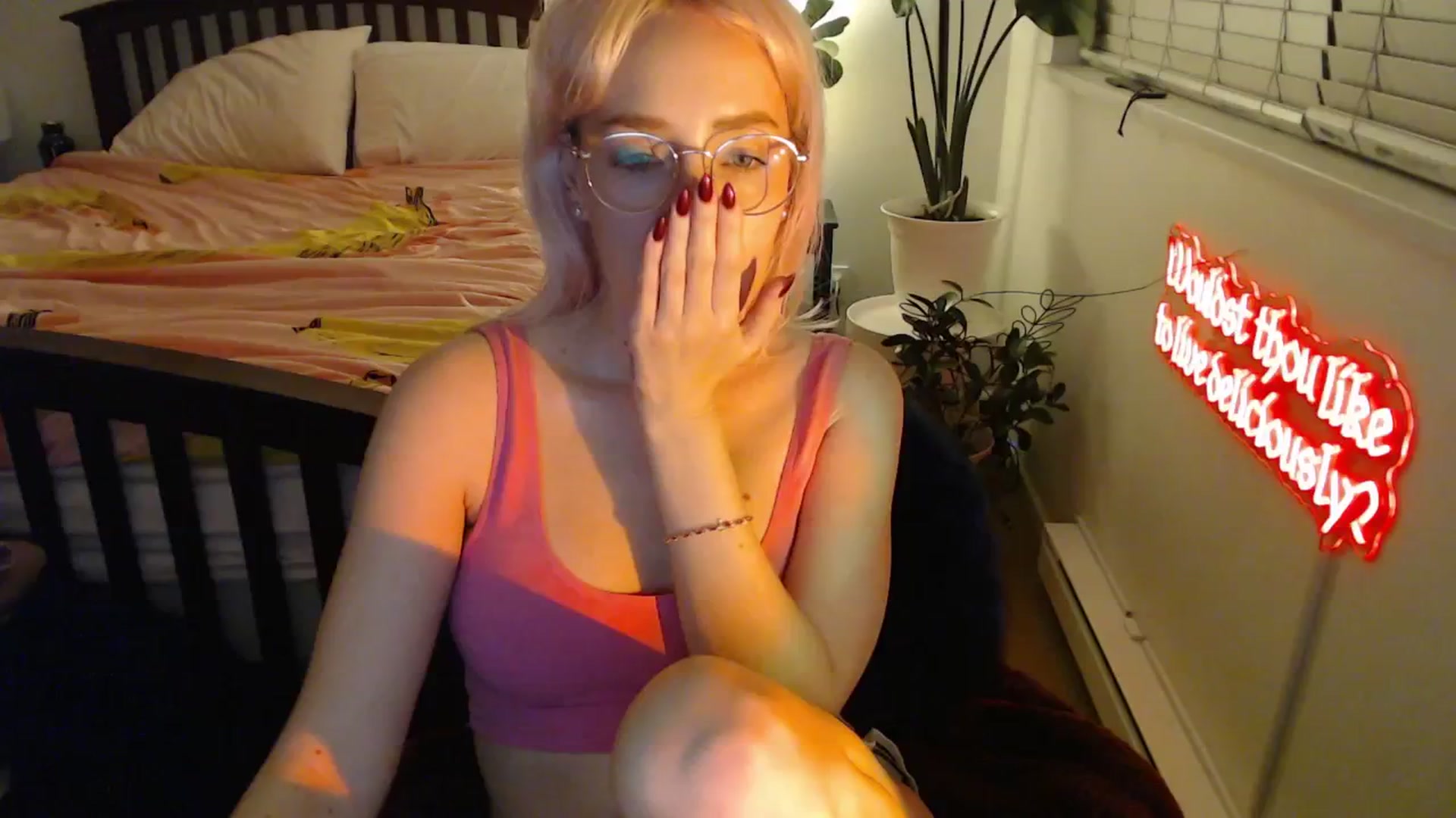 Gallery image thumbnail from NahlaHoney's myfreecams stream on, 10/29/2025, 03:40 image 11 of 20