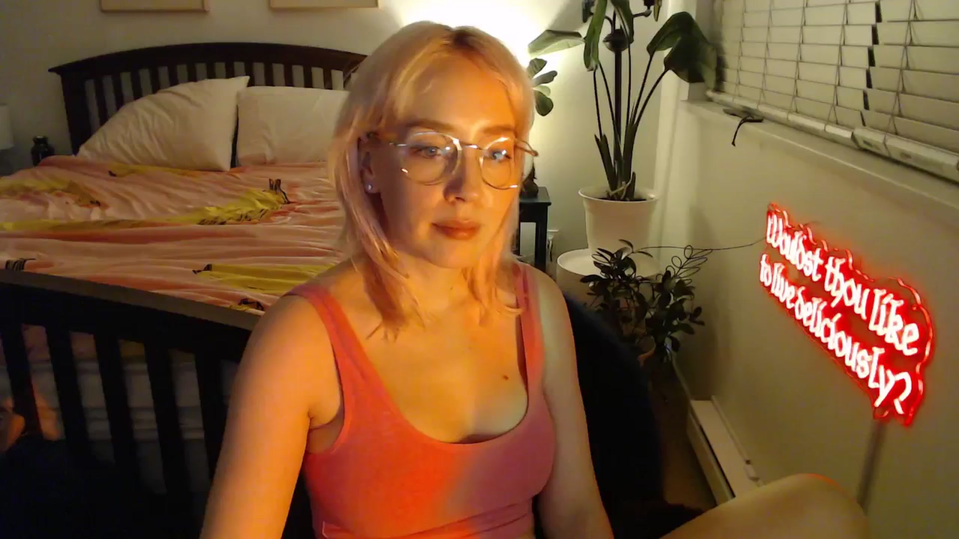Gallery image thumbnail from NahlaHoney's myfreecams stream on, 10/29/2025, 03:40 image 7 of 20