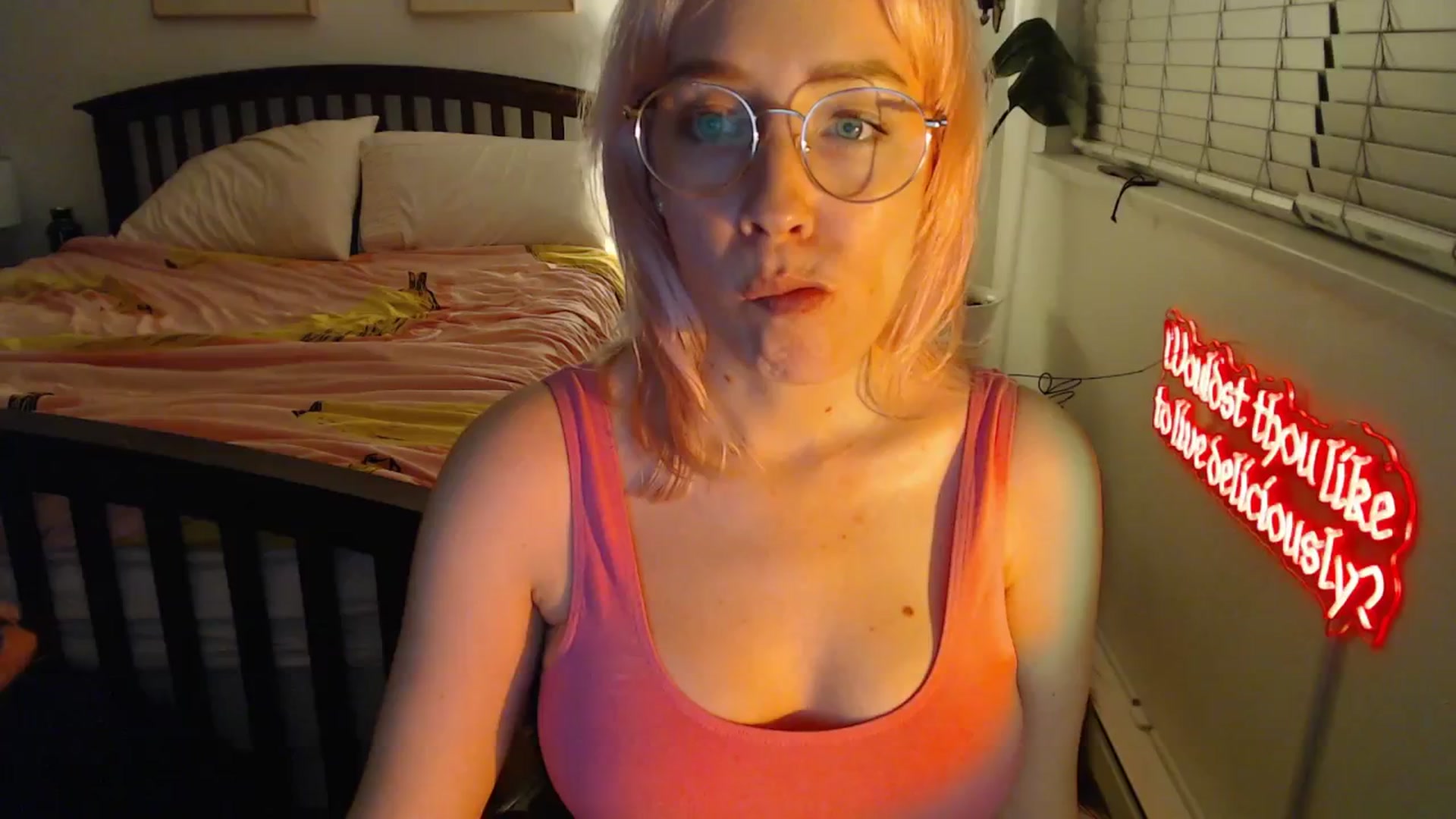 Gallery image thumbnail from NahlaHoney's myfreecams stream on, 10/29/2025, 03:40 image 5 of 20